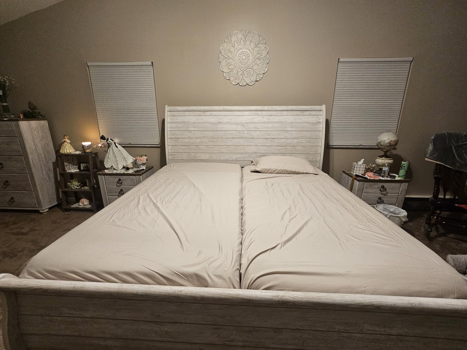 Queen Size 4 Piece Sheet Set - Comfy Breathable & Cooling Bed Sheets Set - Hotel Luxury Bedding for Women, Men, Kids, Teens, Boys & Girls - Deep Pockets, Soft and Wrinkle Free - Oeko-Tex - Dark Grey customer photo 1