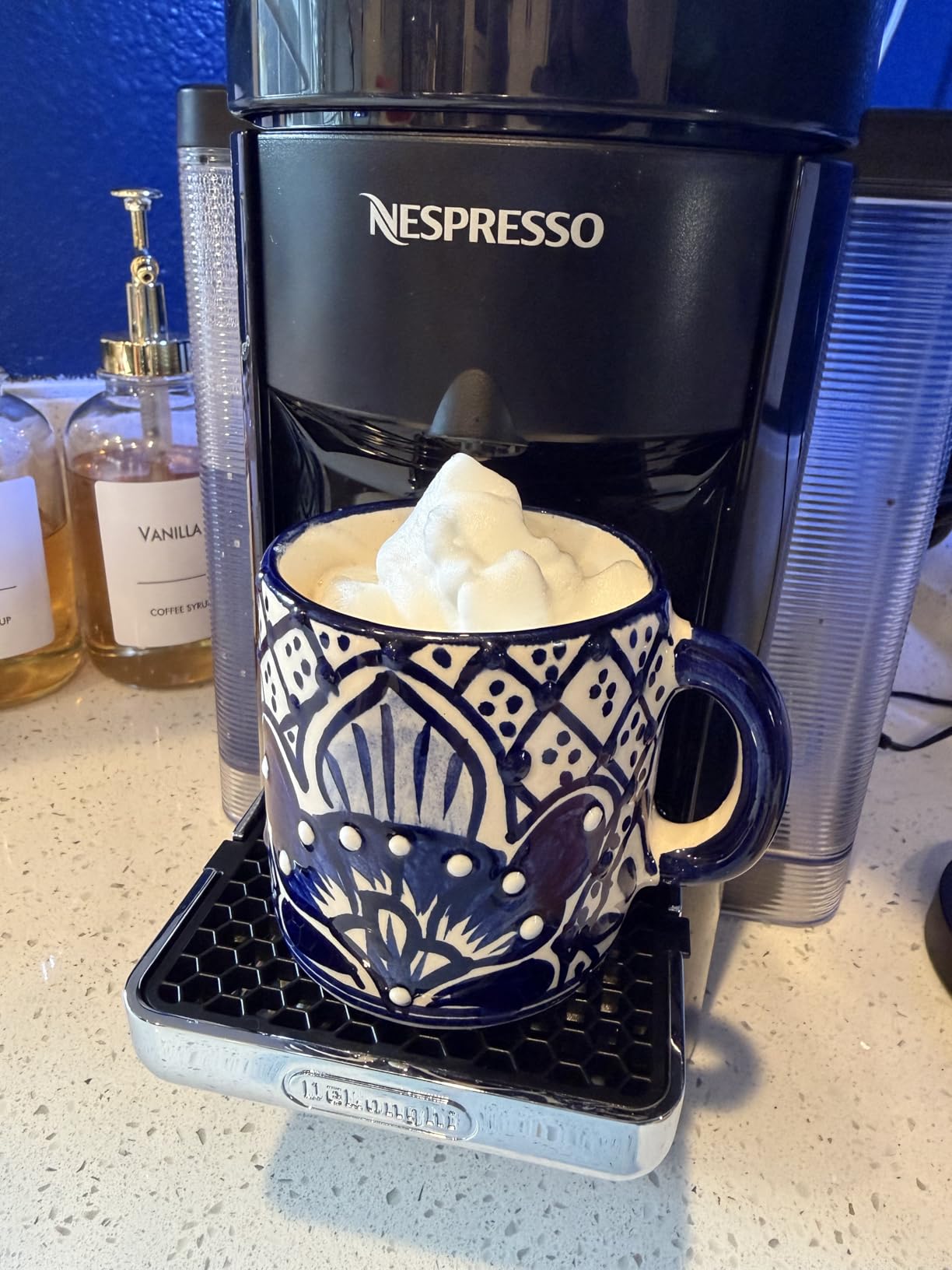 Nespresso Aeroccino 3 Milk Frother, Black, Steel customer photo 1