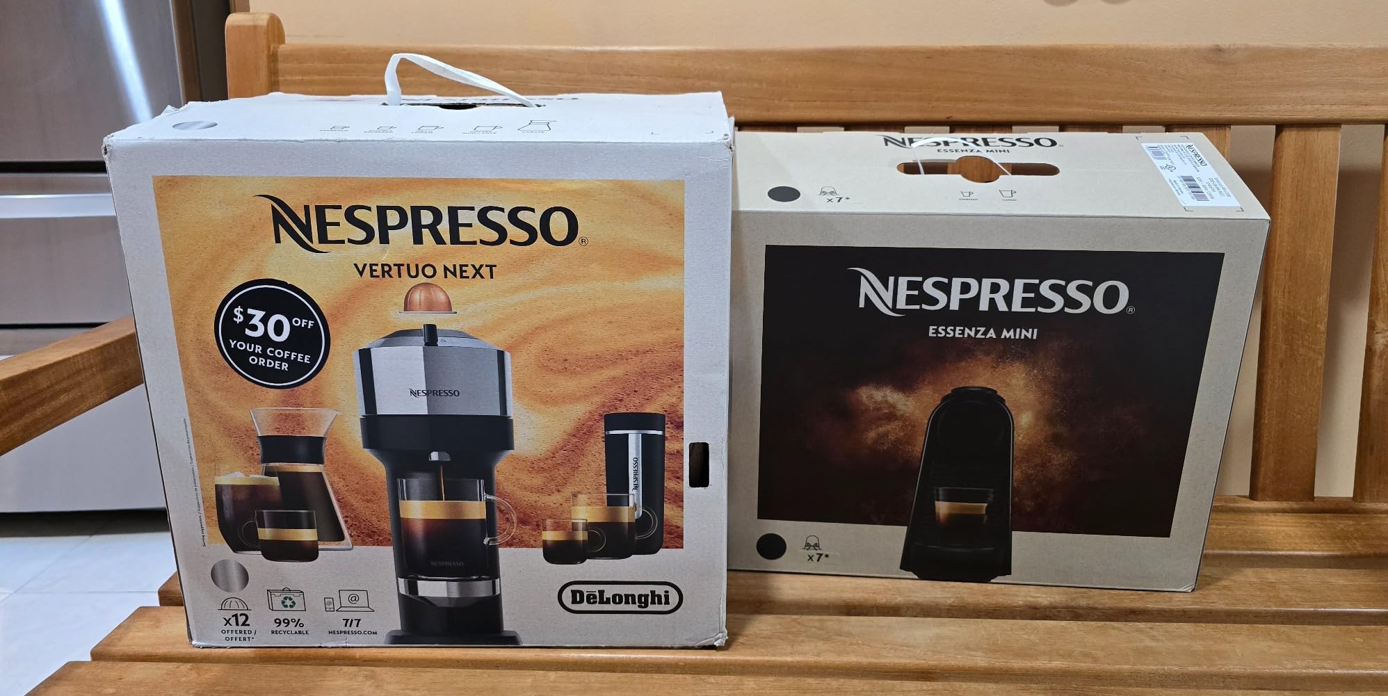 Essenza Mini Coffee and Espresso Machine by De'Longhi, 1150 watts, 110ml, Black customer photo 1