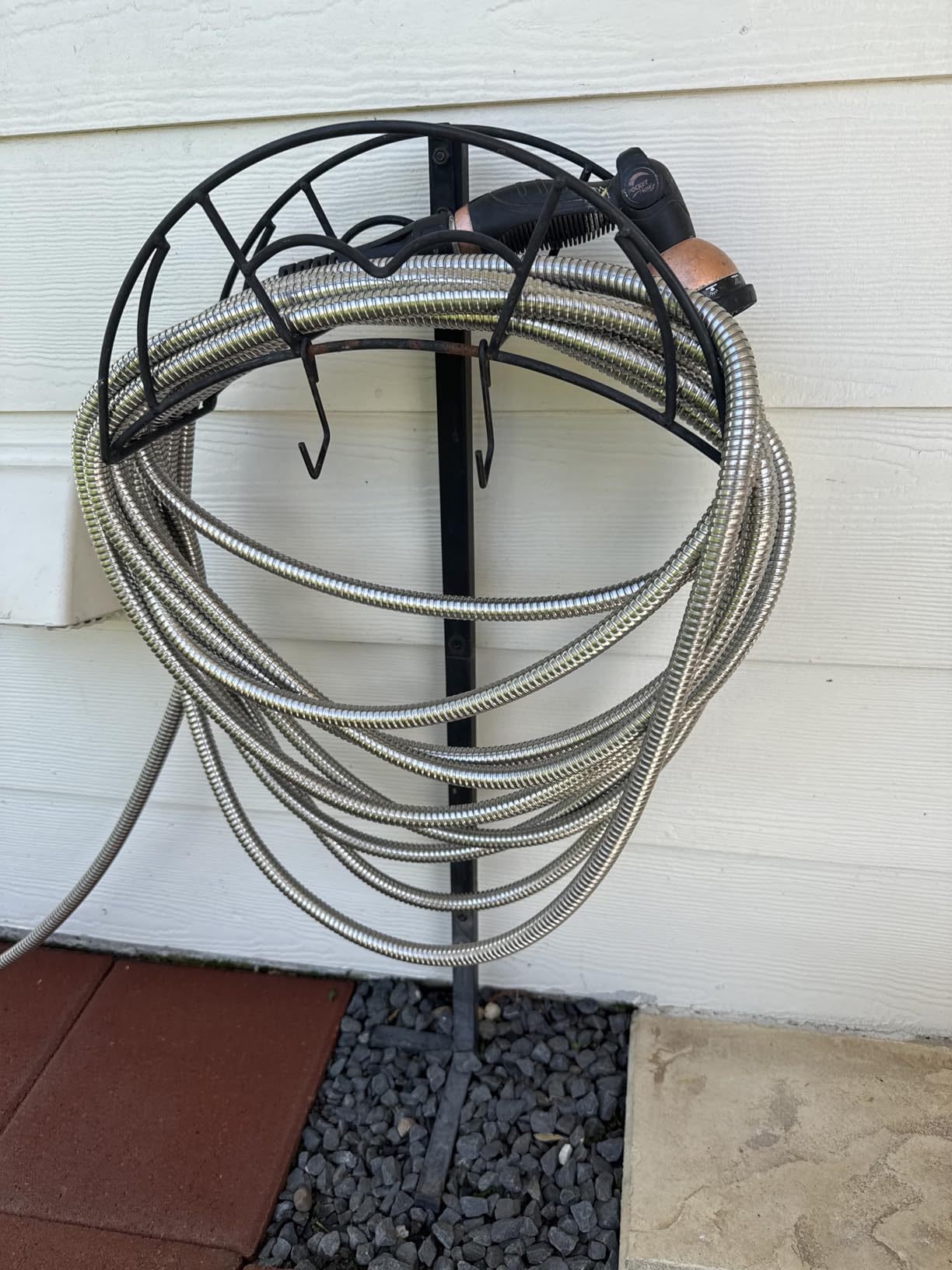 BIONIC STEEL 50 Ft Metal Garden Hose with Sprayer Nozzle, Non Kinking Designed Stainless Steel Heavy Duty Water Hose 50Ft x 5/8 in. Ultra Flexible NON Expandable for Uninterrupted Water Flow, 500 PSI customer photo 2