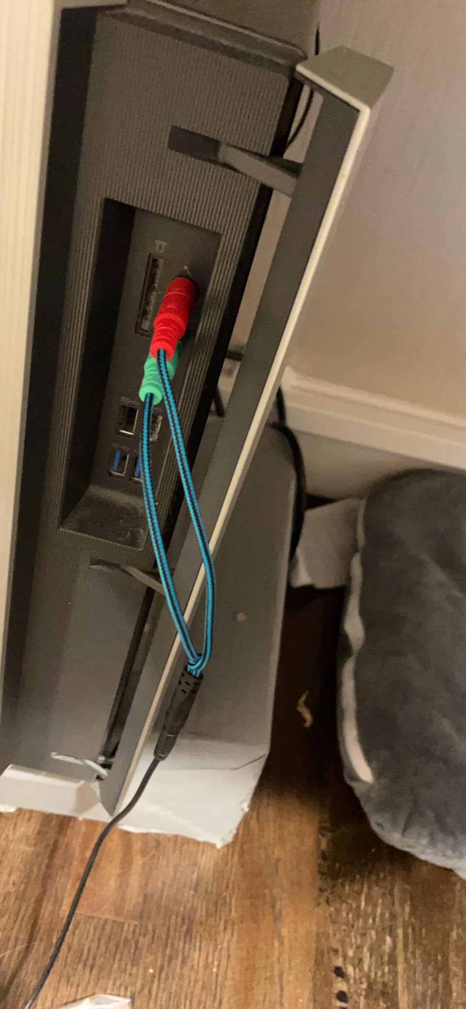 MillSO Headphone Splitter for Computer CTIA 3.5mm TRRS Female to Dual TRS Male Mic Audio Jack Y Adapter Headset Splitter Cable for PC Laptop to Gaming Headset - 8inch/20cm customer photo 2