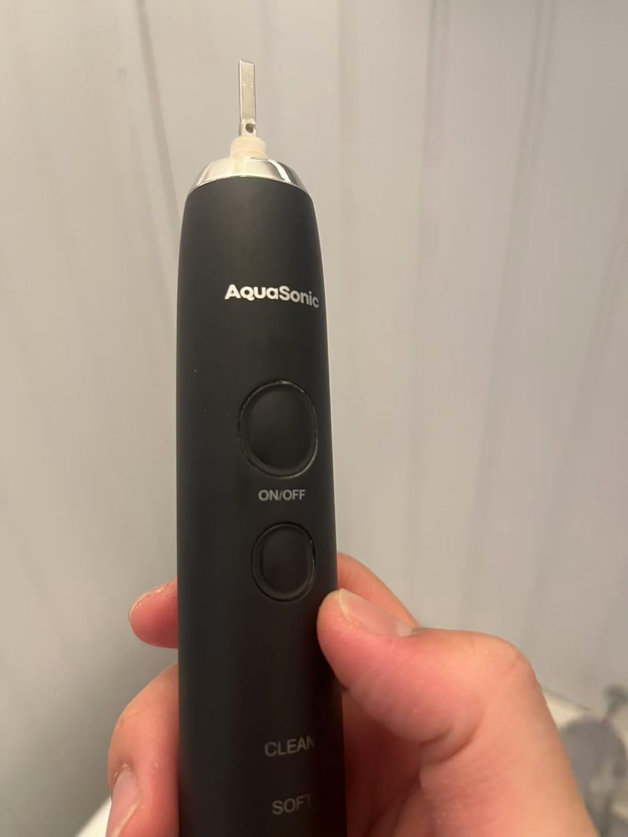 Aquasonic Black Series Ultra Whitening Toothbrush - ADA Accepted Electric Toothbrush - 8 Brush Heads & Travel Case - 40,000 VPM Electric Motor & Wireless Charging - 4 Modes w Smart Timer customer photo 2