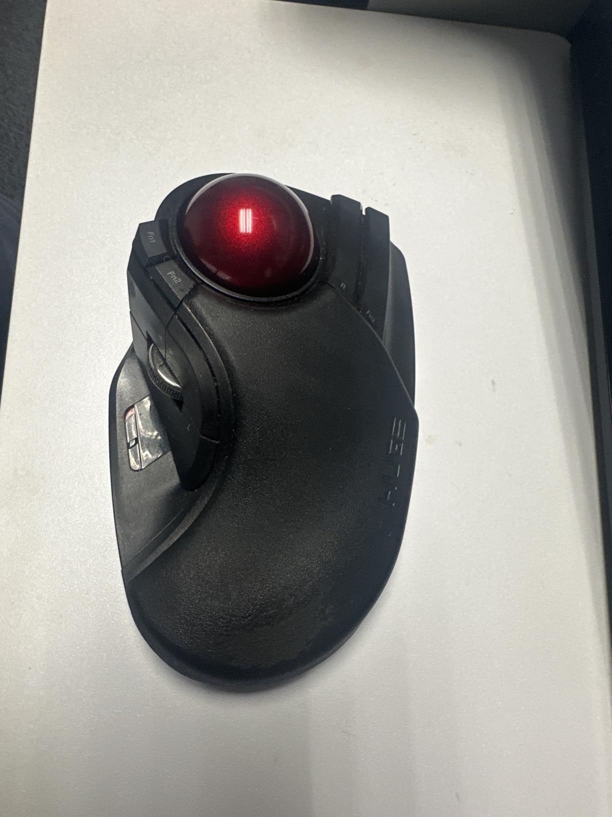 ELECOM HUGE Trackball, 2.4GHz Wireless USB, Index Finger Control, Customizable 8-Button, Large Soft Palm Rest, 52mm Ball, Windows PC Mac (M-HT1DRBK) customer photo 1