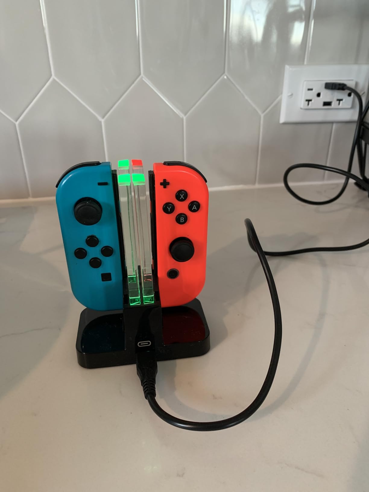 Charging Dock Replacement for joycon Controller Charger for OLED Console for Joy Cons, Dock Station for Accessories Kits with a USB Type-C Charging Cord customer photo 1