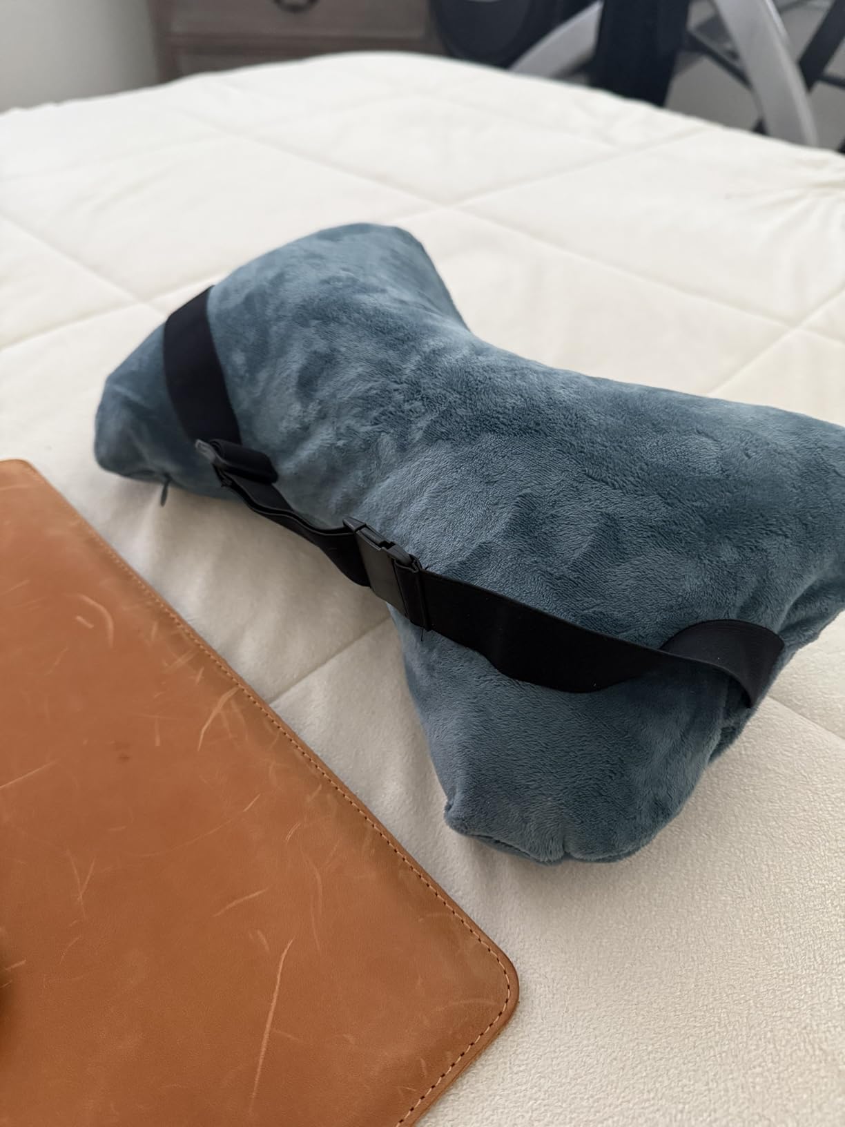 Inflatable Travel Neck Pillow for Airplane Train Car Washable Pillowcase U Shaped Office Napping Pillow customer photo 1