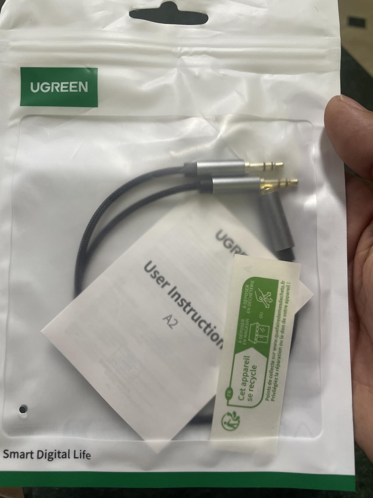 UGREEN Headphone Splitter for Computer 3.5mm Female to 2 Dual 3.5mm Male Braided Audio Splitter Cable Microphone Stereo Jack Earphones Port Cord Gaming Headset to PC Laptop Adapter Black customer photo 1