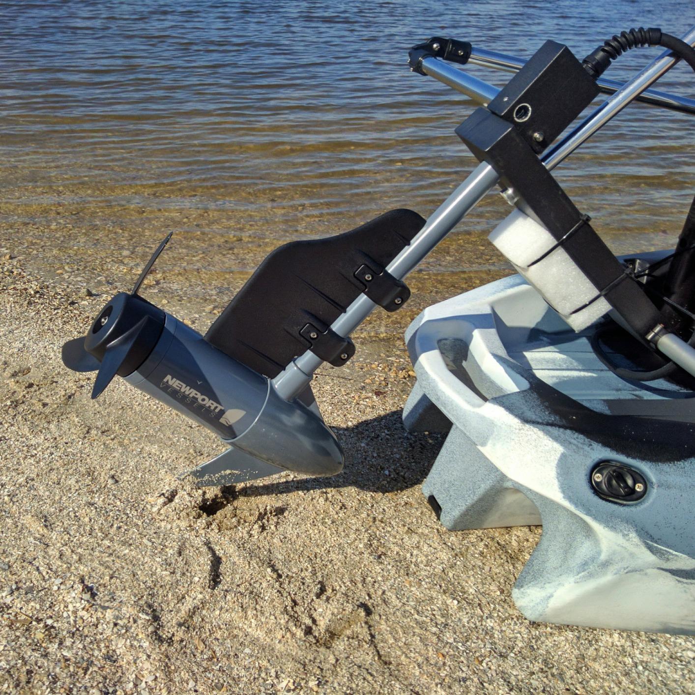 Newport Kayak Series 36lb Thrust Transom Mounted Saltwater Electric Trolling Motor w/LED Battery Indicator (24