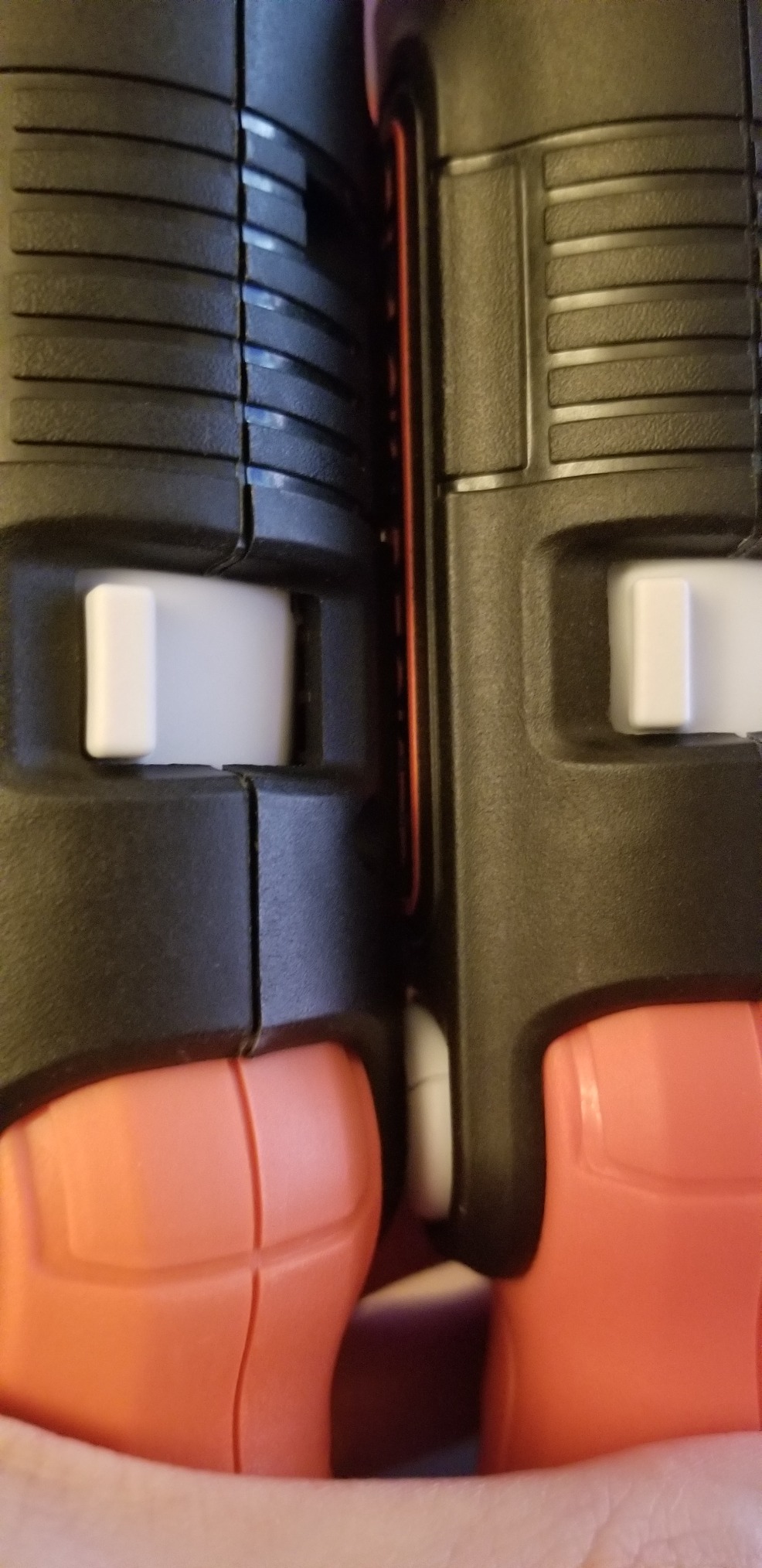 BLACK+DECKER Cordless Screwdriver with LED Light 4V MAX, Electric Screwdriver with 2 Pcs Bit Set (BDCSFL20C) customer photo 1