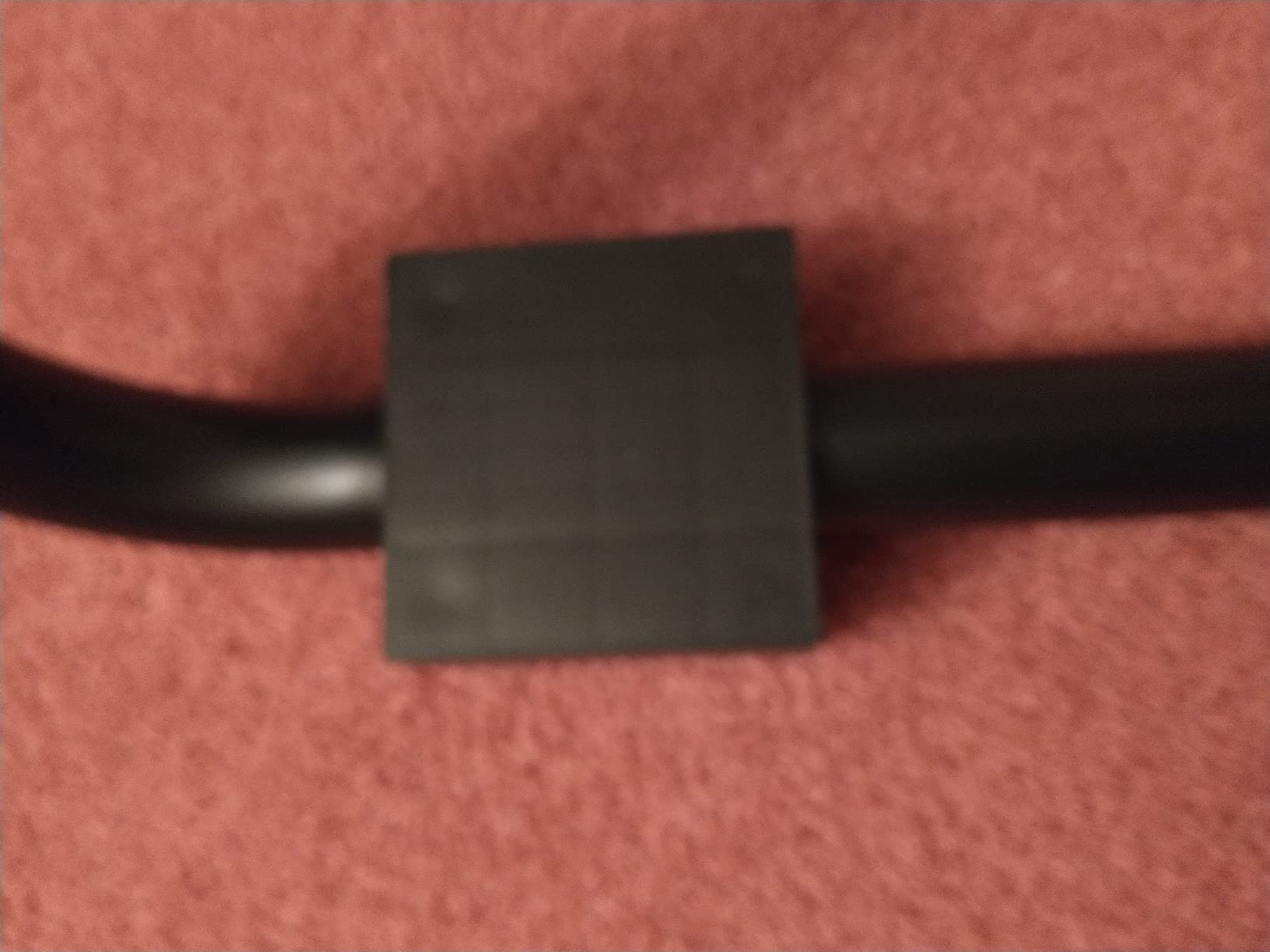 Amazon Basics Strength Training Dip Station for Home Gym, Portable Tricep Dips Bar, Black customer photo 1