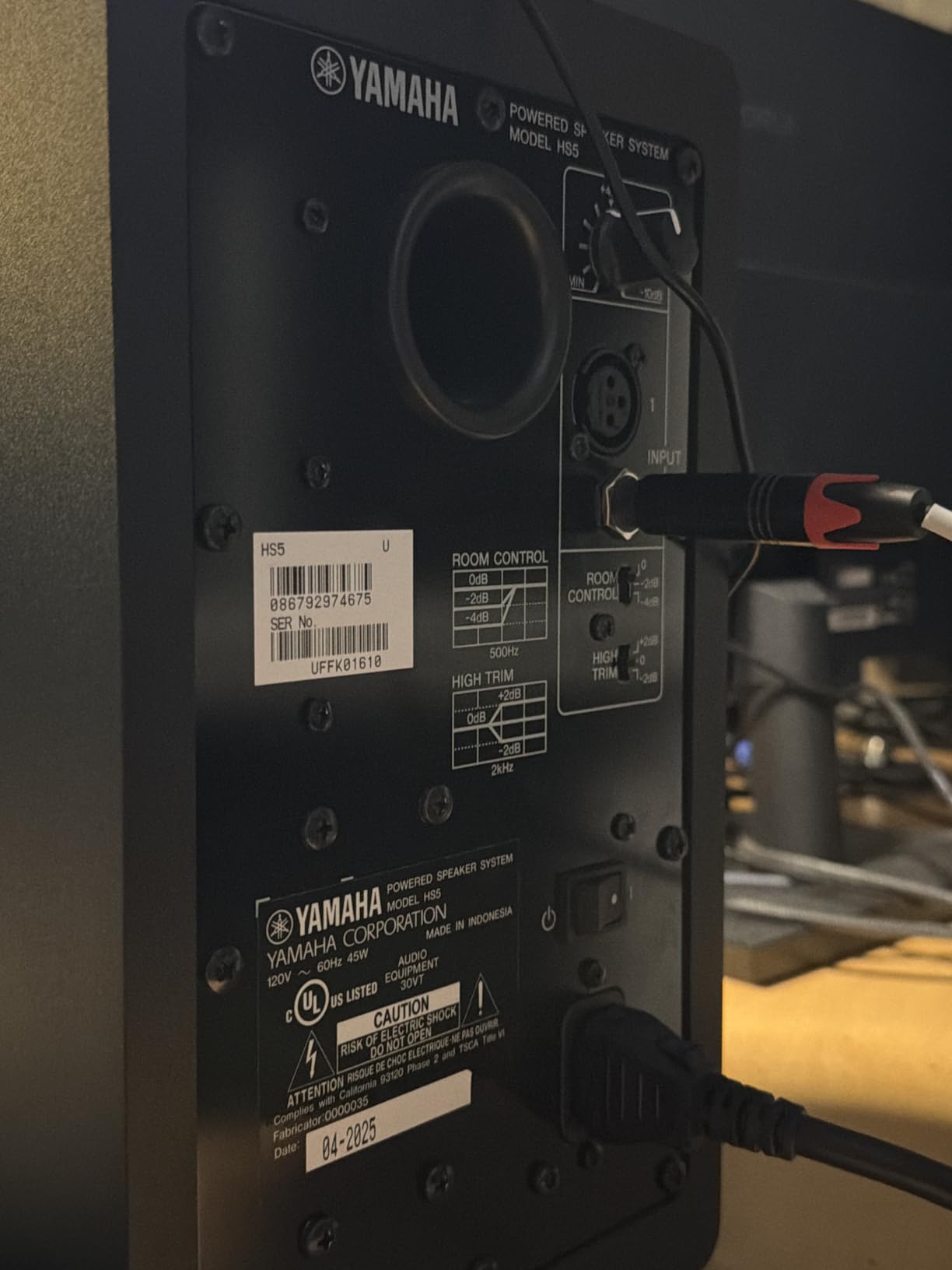 YAMAHA Hs5 Powered Studio Monitor, Pair customer photo 2