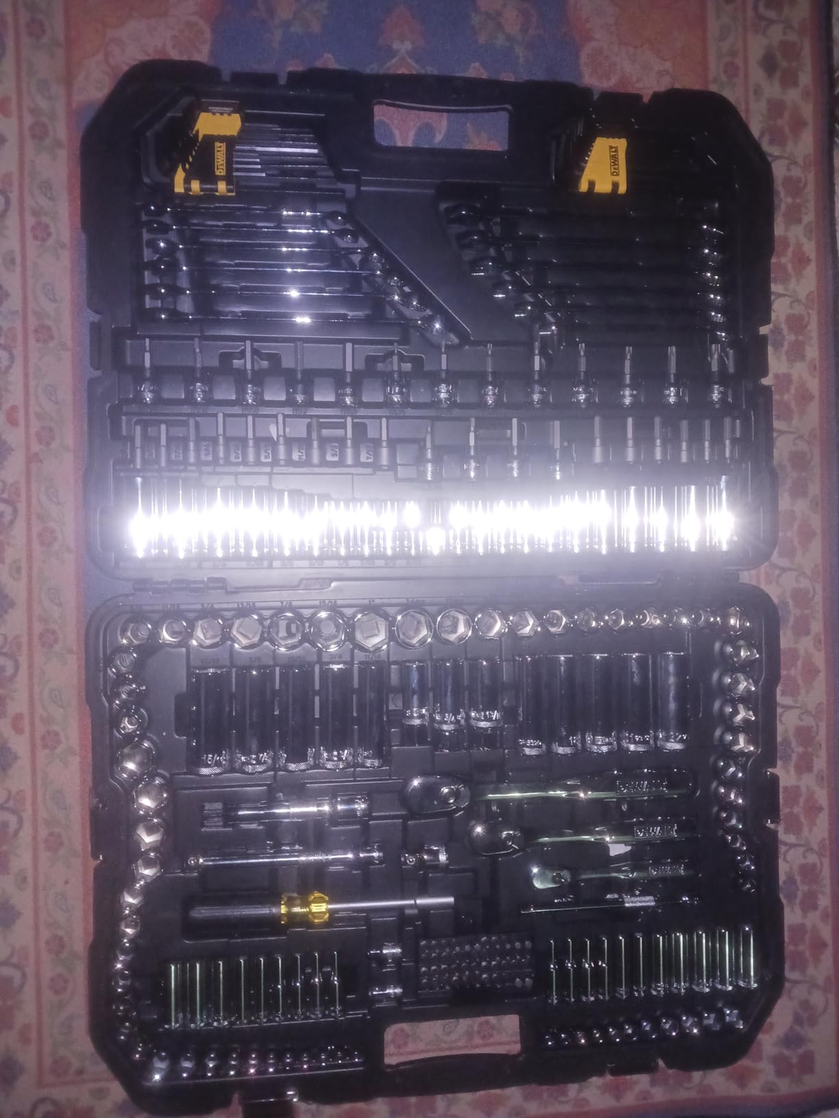 DEWALT Mechanic Tool Set, 247-Piece, 1/4 in., 3/8 in. and 1/2 in. Drive, SAE, Ratchets, Sockets, Hex Keys (DWMT81535) customer photo 1