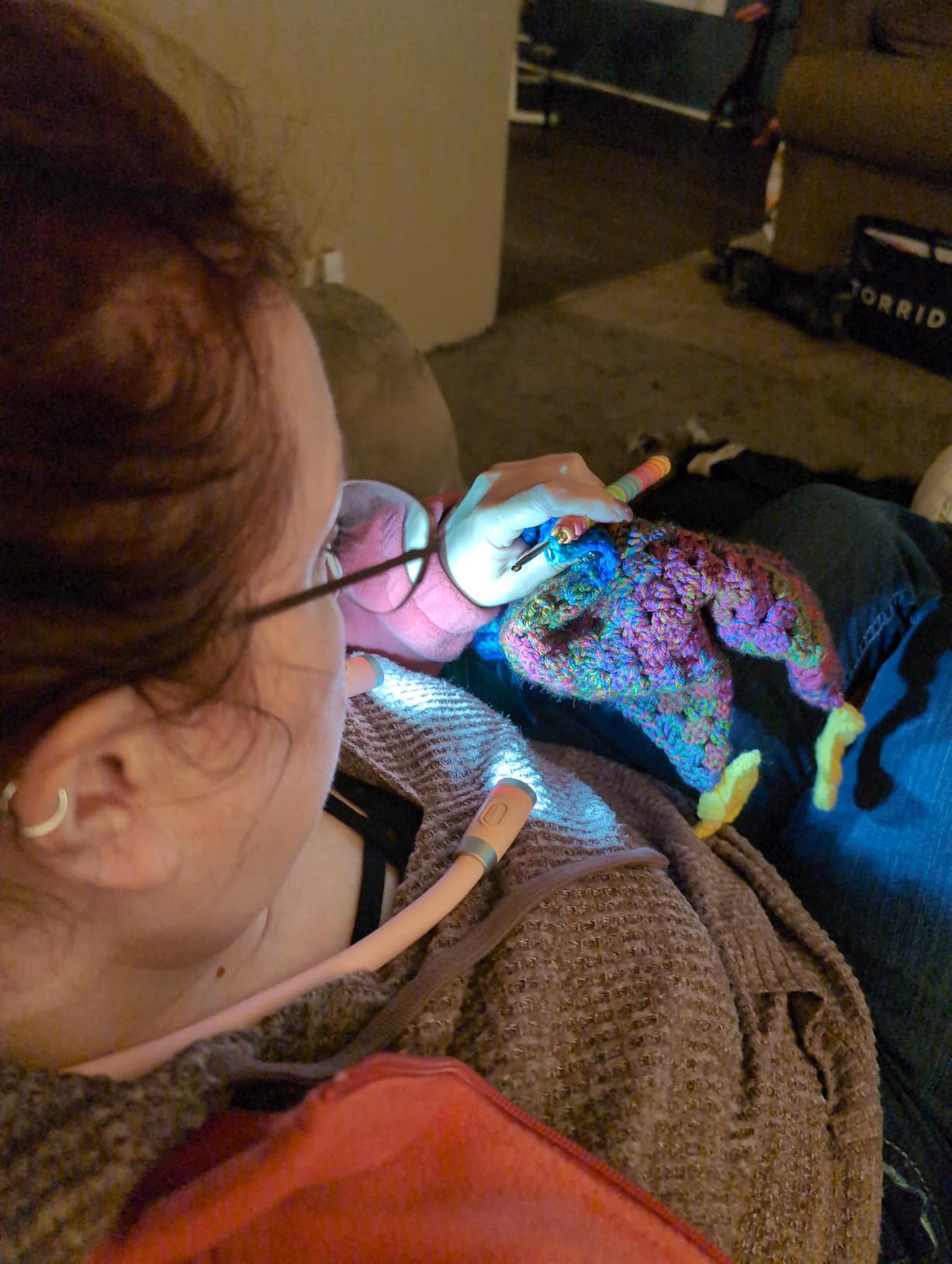 Vekkia Rechargeable LED Neck Reading Light, Book Lights for Reading in Bed, 3 Brightness Levels, Flexible Soft Silicone Arms Comfortable Wear, Long Lasting. Great for Readers, Craft & Knitting customer photo 1