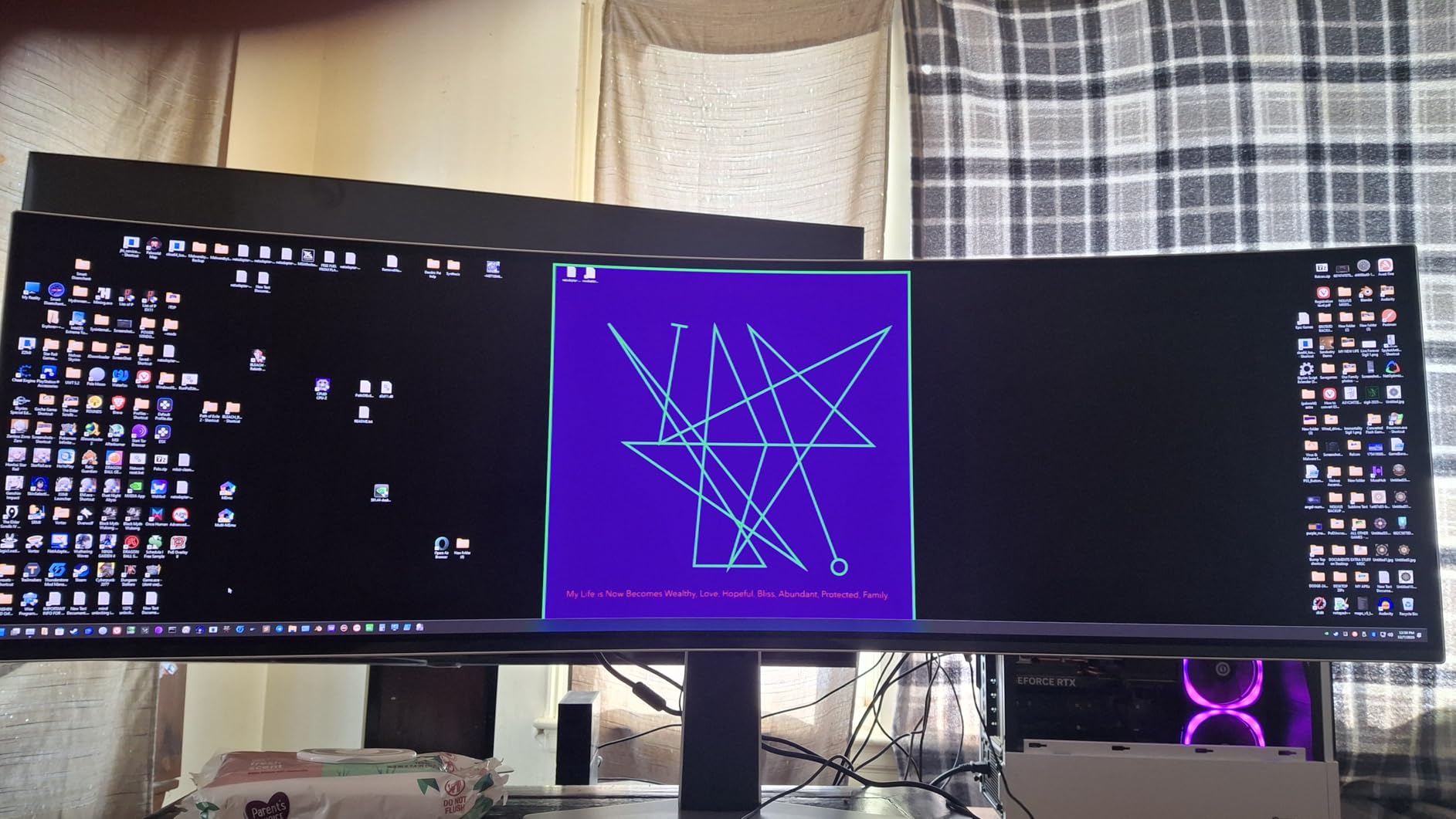 WHOOSH! Pro 16.9 fl oz Refillable TV Screen Cleaner & Microfiber Cloth - Streak-Free Cleaner for Flat Screens, OLED, LCD, Smart TV, Monitors - Non-Toxic, Odorless - Electronics Cleaning Kit customer photo 2