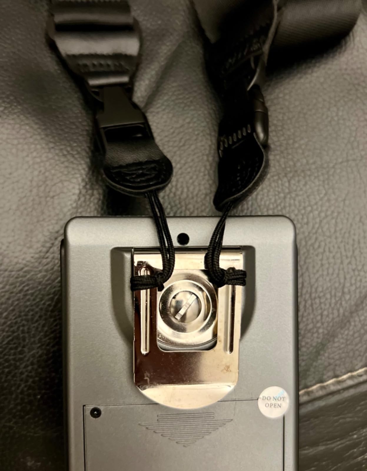 iSTIM EV-805 TENS EMS 4 Channel Rechargeable Combo Machine Unit - Muscle Stimulator + Back Pain Relief and Management- 24 Programs/Backlit (Including Electrodes Pads) customer photo 1