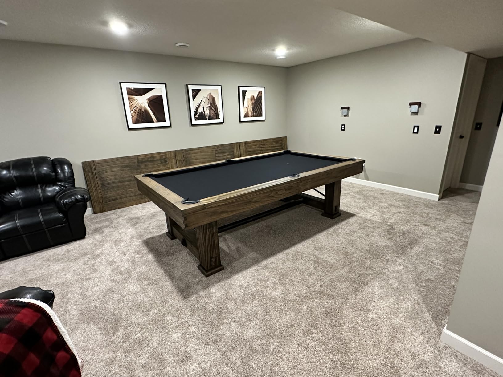 Playcraft Rio Grande Slate Pool Table, Weathered Bark - Billiard Table with Hardwood & 3pc Slate System - Perfect for Game Room, Office or Dens - 25 Cloth Colors - 7 Foot and 8 Foot Sizes customer photo 1