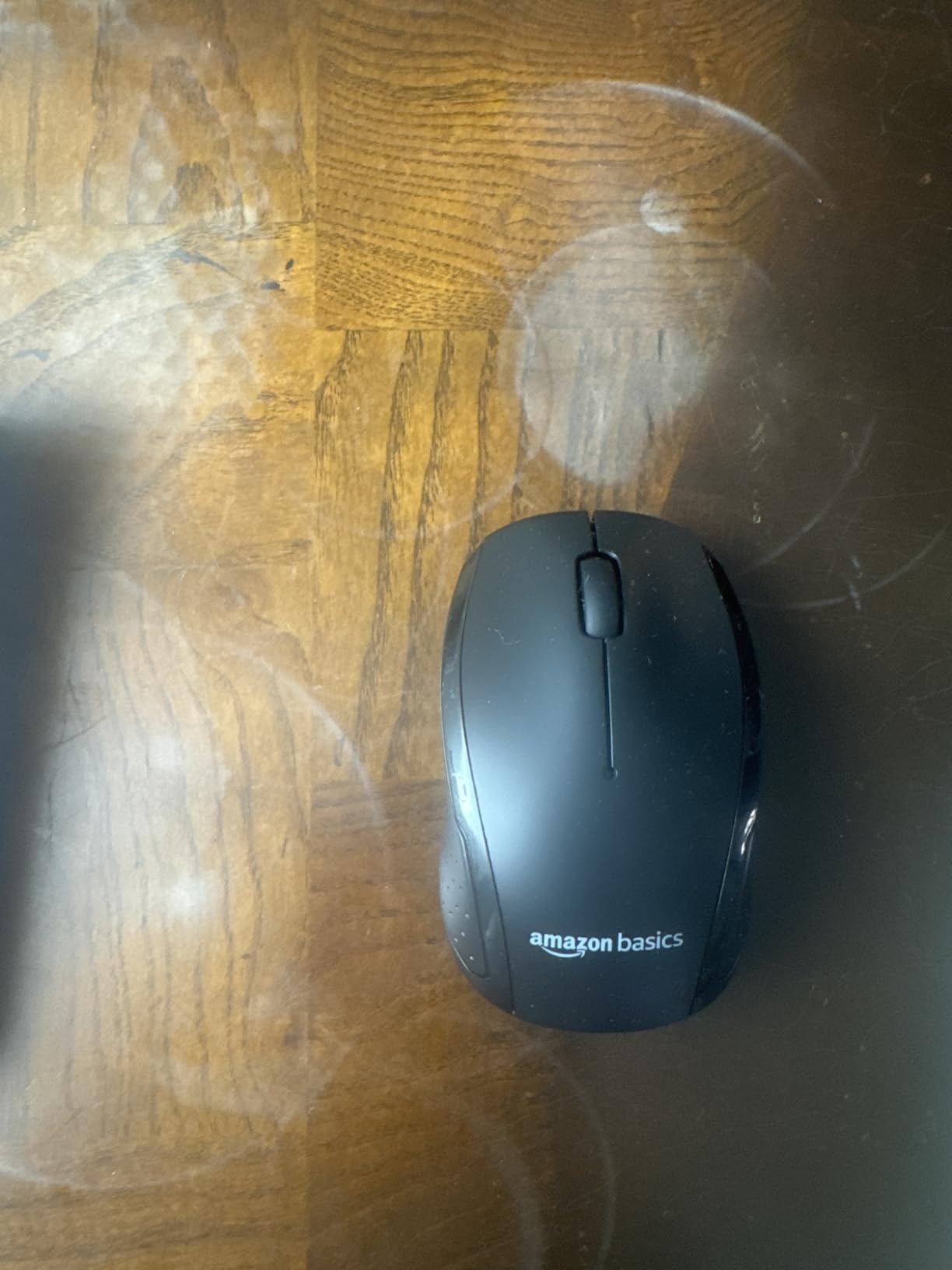 Amazon Basics 2.4GHz Wireless Keyboard and Mouse Combo Set, Quiet and Compact US Layout, Plug and Play, Unifying USB Receiver, Black customer photo 2