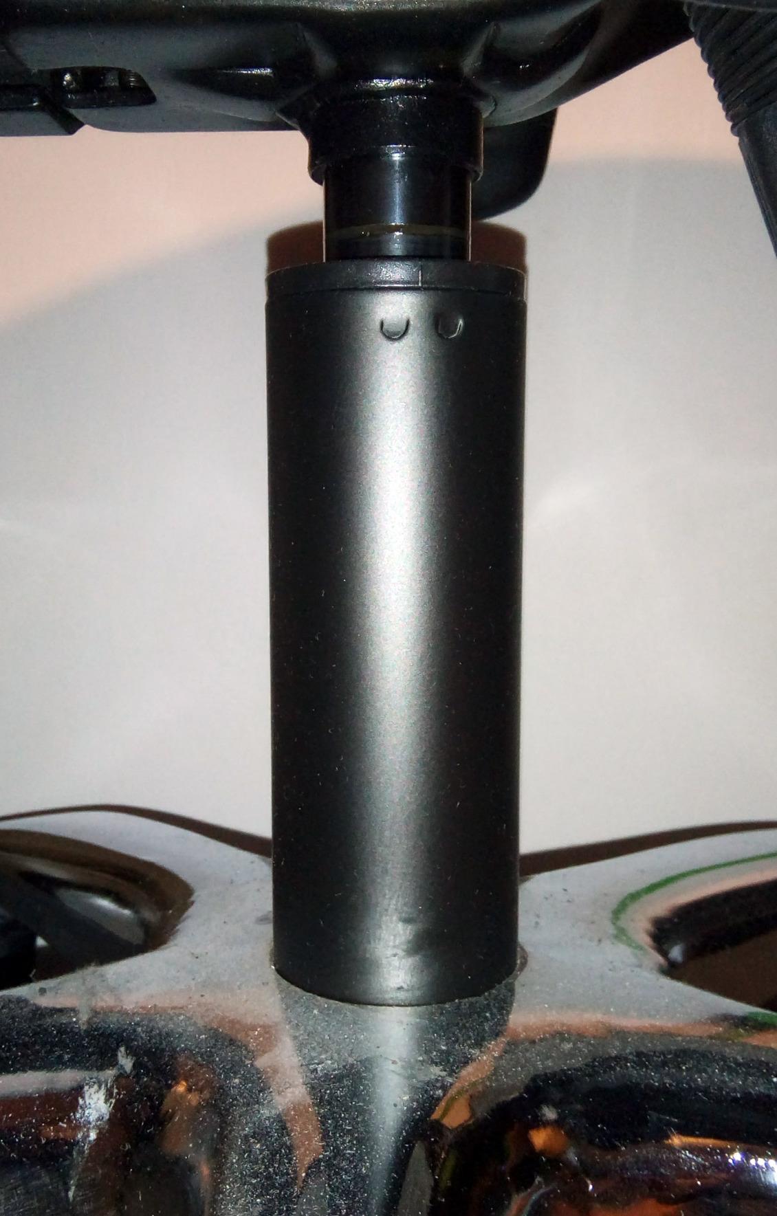 DOZYANT Gas Lift Cylinder Replacement,Hydraulic Pneumatic Shock Piston Heavy Duty (450 lbs) Universal Size Fits Most Executive Office Chairs, Highest End Class 4 customer photo 1