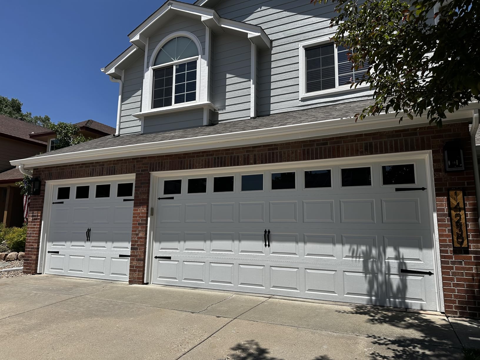 Classic Spade Magnetic Garage Door Hardware (6 Piece) customer photo 1