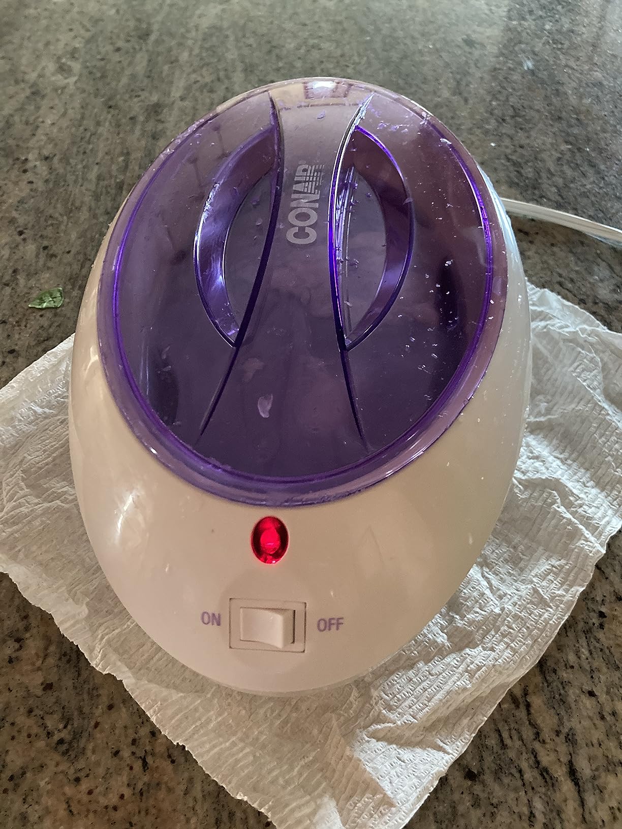 True Glow by Conair Paraffin Bath for Hands and Feet - Moisturizing Treatment with 1lb. Wax customer photo 1
