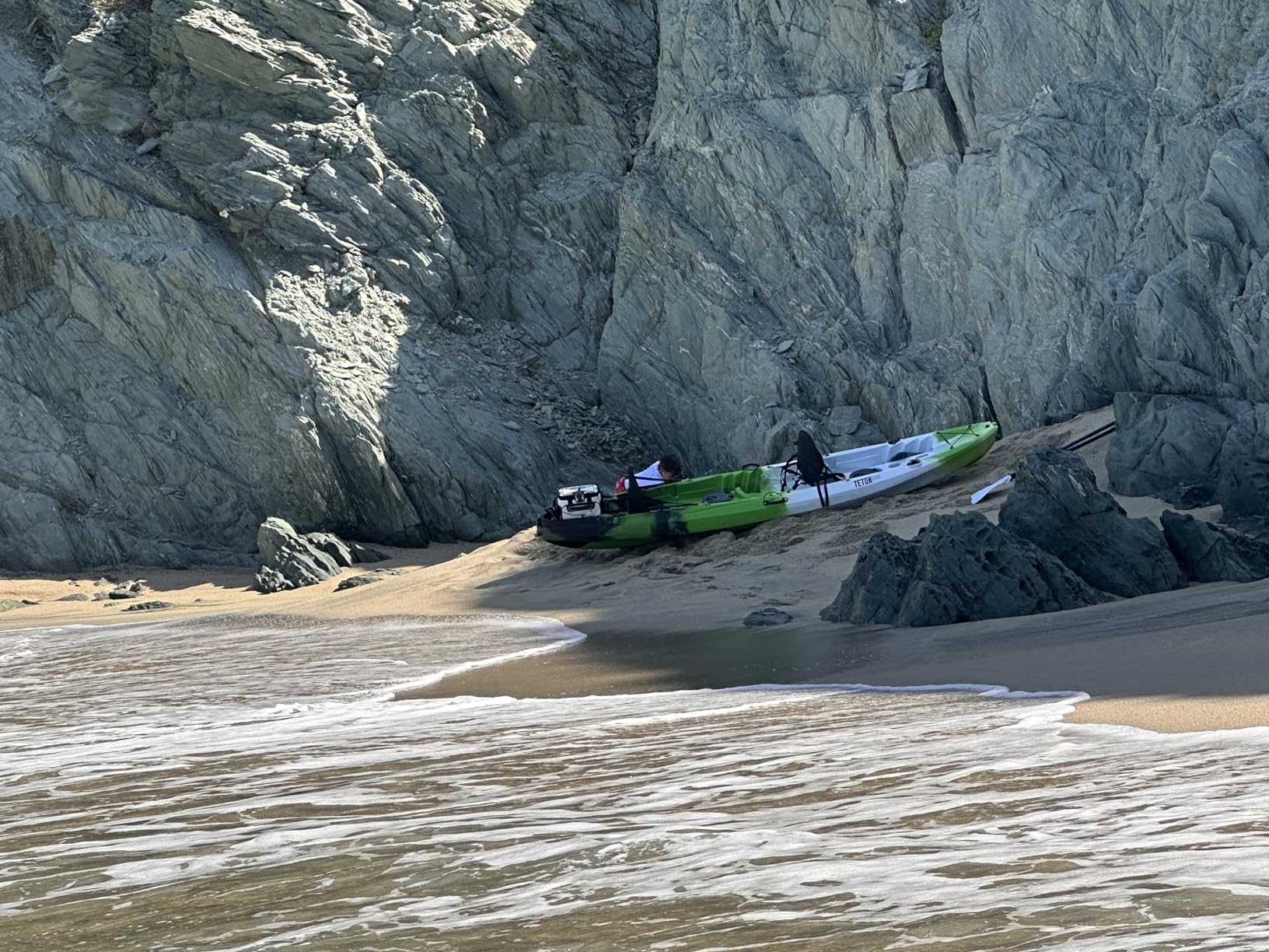 DRIFTSUN Teton 120 Hard Shell Kayak, 2 or 3 Person Sit On Top Fishing Kayak with 2 EVA Padded Seats customer photo 1