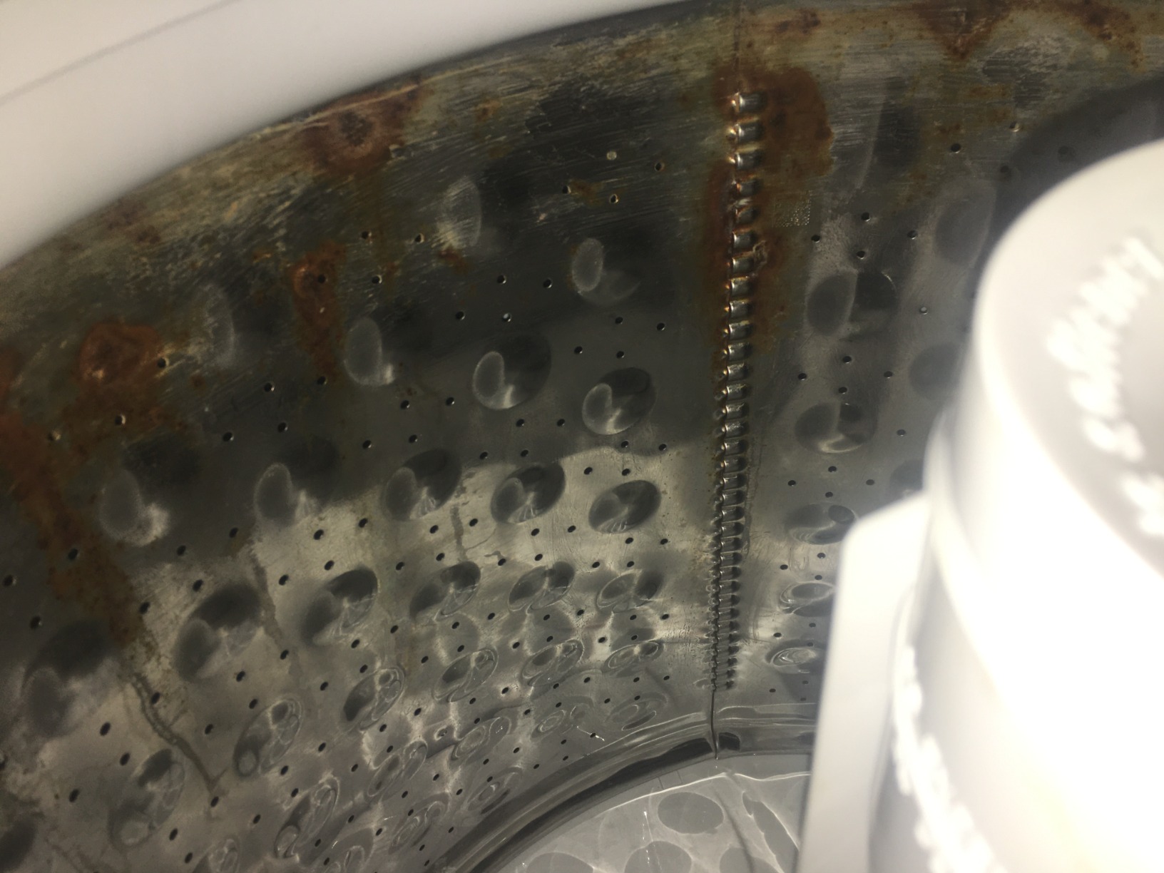 GE Unitized Spacemaker 3.8 Cu. Ft. Washer and 5.9 Cu. Ft. Electric Dryer Laundry Center, 27-Inch, White - GUD24ESSMWW customer photo 2