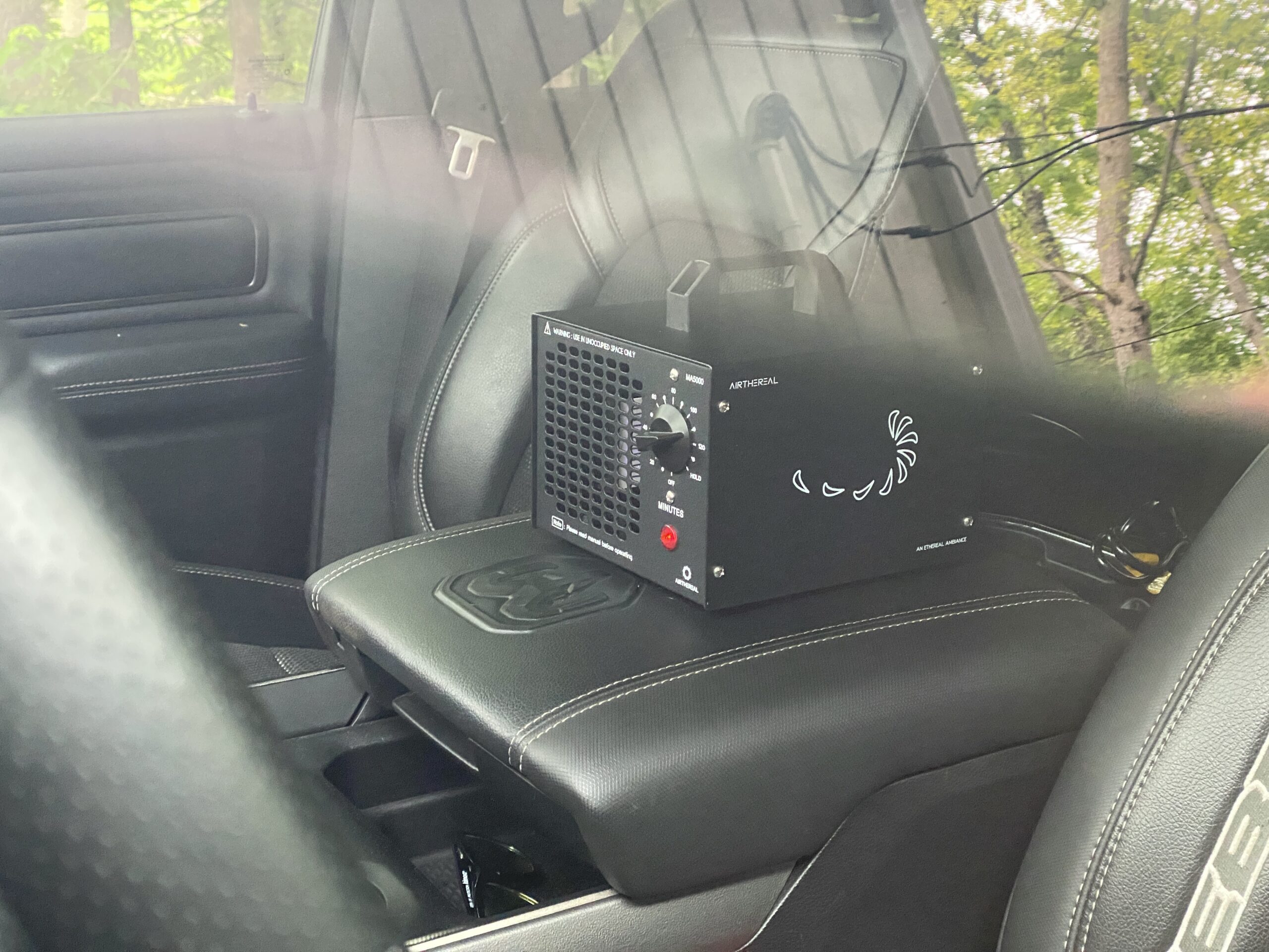 Airthereal MA5000 Commercial Ozone Generator, High Capacity Ozone Machine Odor Removal - Home Air Ionizers O3 Deodorizer for Rooms, Smoke, Cars and Pets, Eliminate Odors up to 2000sq.ft., Black customer photo 2