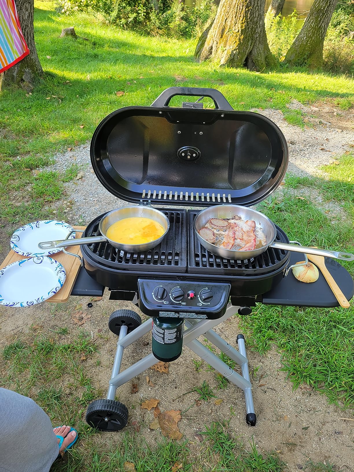 Coleman RoadTrip 285 Portable Stand-Up Propane Grill with 3 Adjustable Burners & Instastart Ignition, 20,000 BTUs of Power for Outdoor Cooking, Camping, Tailgating, Grilling, BBQs, & More customer photo 2