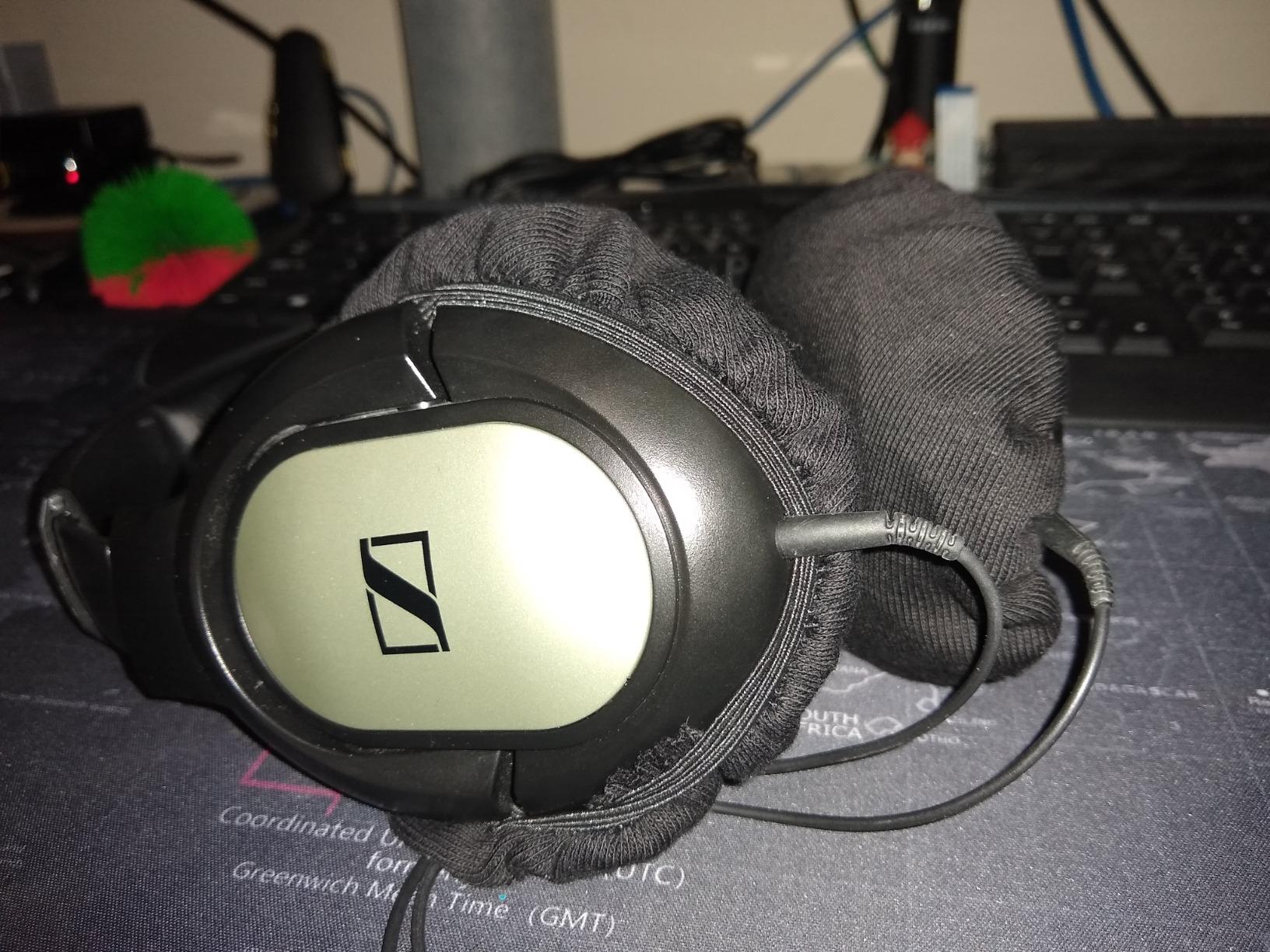 3 Pairs Stretchable Fabric Headphone Covers - Washable Sanitary Ear pad, Earcup Earpad Covers Fit Most On Ear Headphones 8-11cm (3.14-4.33 inch) Earpads customer photo 2