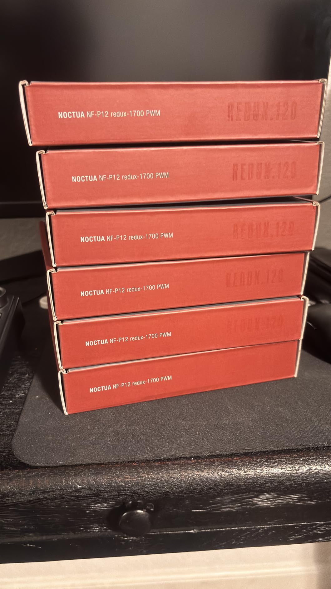 Noctua NF-P12 redux-1700 PWM, High Performance Cooling Fan, 4-Pin, 1700 RPM (120mm, Grey) customer photo 2