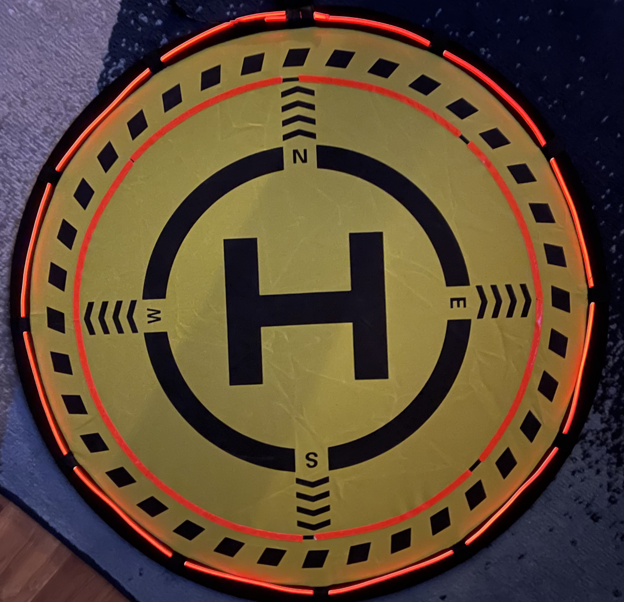 Drone Landing Pad with Night Vision LED Light - Universal 27.6 inch Waterproof Helipad customer photo 1