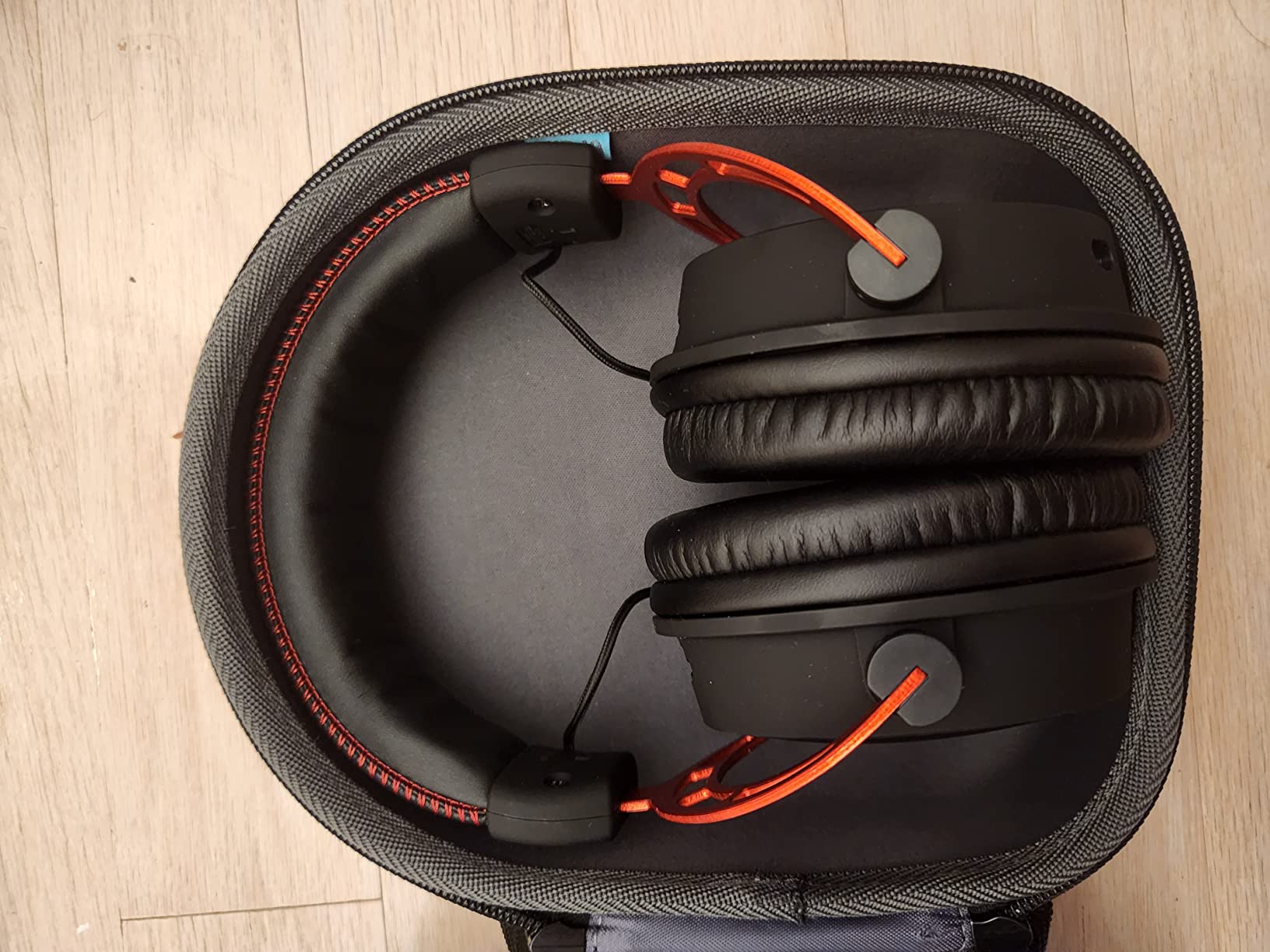 TUDIA EVA Gaming Headset Case Compatible with Corsair Void RGB Headset Logitech G933, G930, G230, G430, G35, Hard Travel Shockproof Storage Case for Wireless Gaming Headset [CASE ONLY] customer photo 2