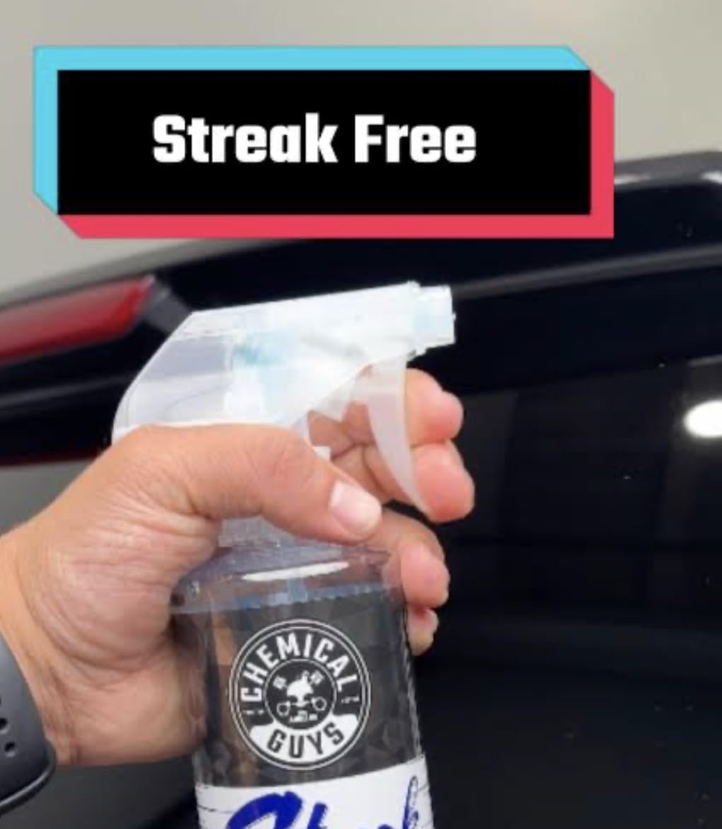 Chemical Guys CLD30016 Streak Free Glass & Window Cleaner (Works on Glass, Windows, Mirrors, Navigation Screens & More; Car, Truck, SUV and Home Use), Ammonia Free & Safe on Tinted Windows, 16 fl oz customer photo 1