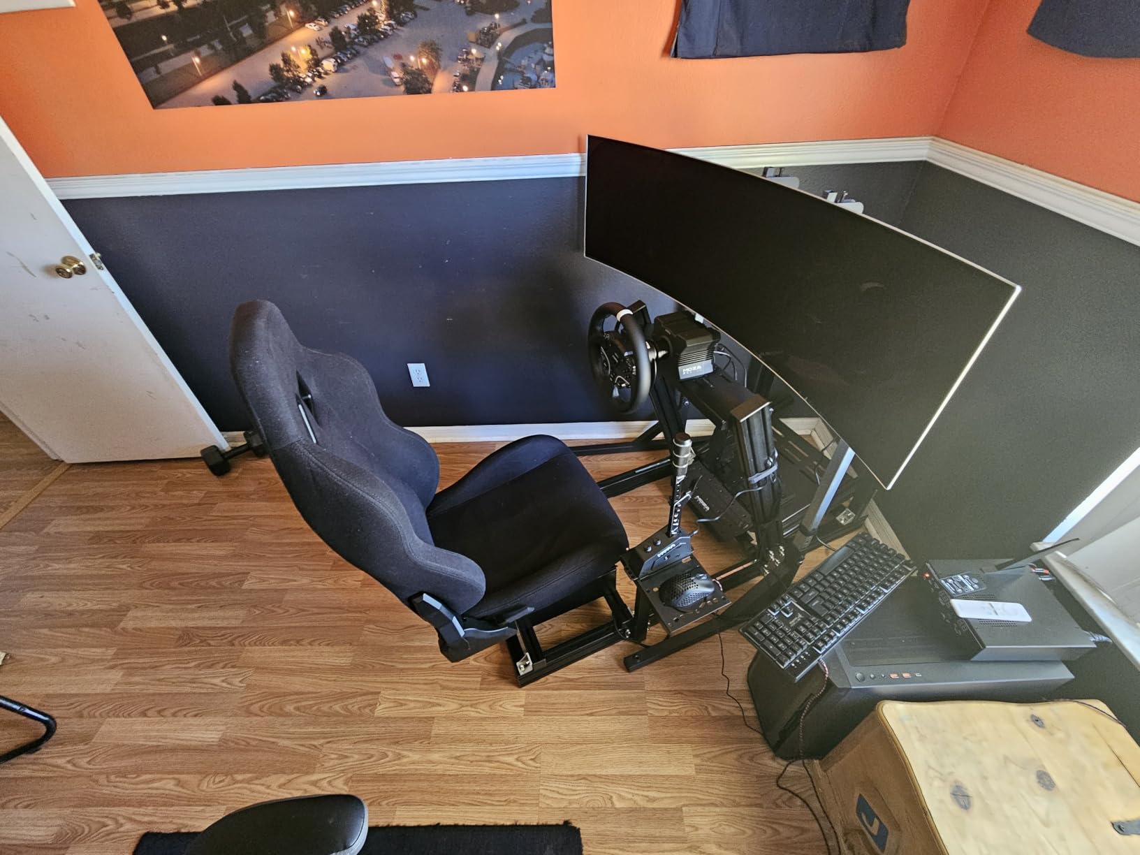 MOZA R5 All-in-One PC Gaming Racing Simulator: 5.5Nm Direct Drive Wheel Base, 11-inch Racing Wheel, Anti-Slip Pedals and a Desk Clamp, Cloud-based App Control customer photo 2