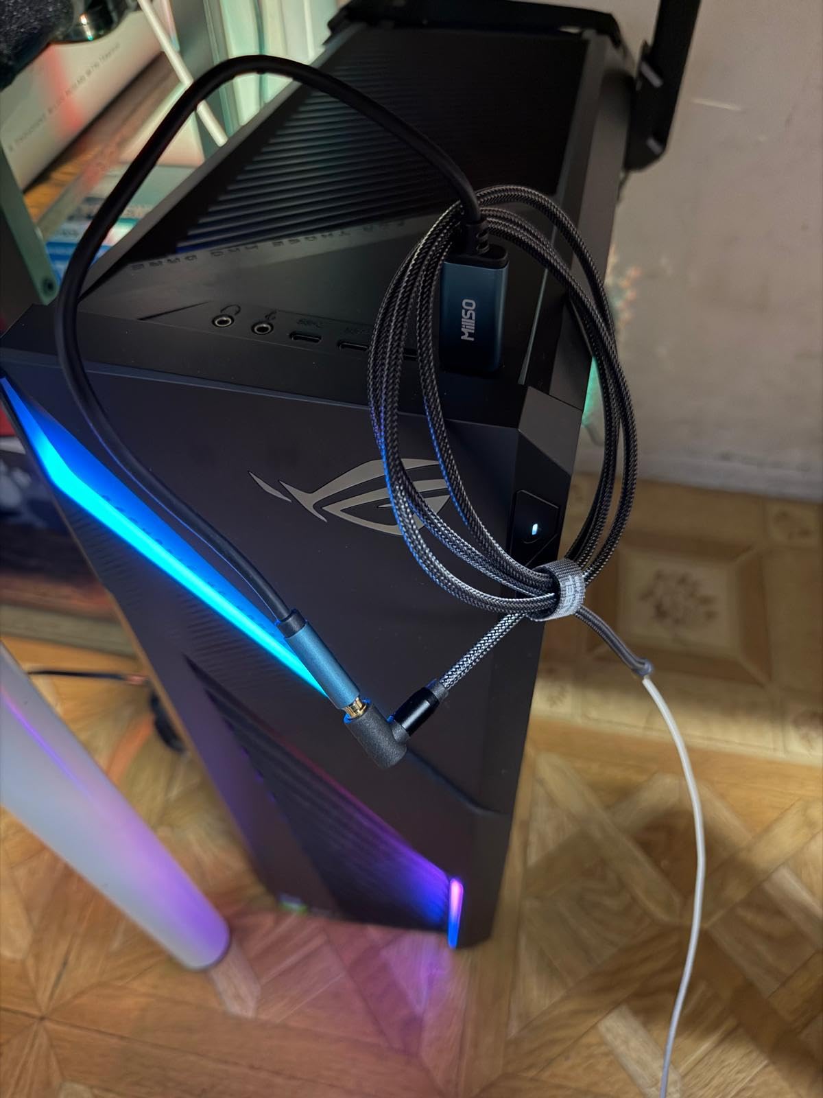 DUKABEL Headphone Extension Cable, 3.5mm TRRS Headphone Extension with Mic Male to Female Stereo Audio Cable for Smartphone,PC,TV,Headset,PS4 Controller,Car,Speaker etc.(4ft/1.2m) customer photo 1