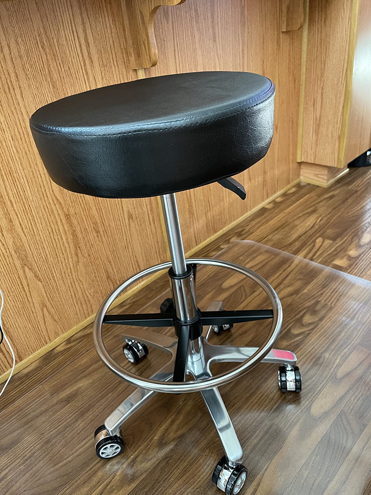Antlu Rolling Stool Swivel Chair for Office Medical Salon Tattoo Kitchen Massage Work Adjustable Height Hydraulic Stool with Wheels (Black) customer photo 1