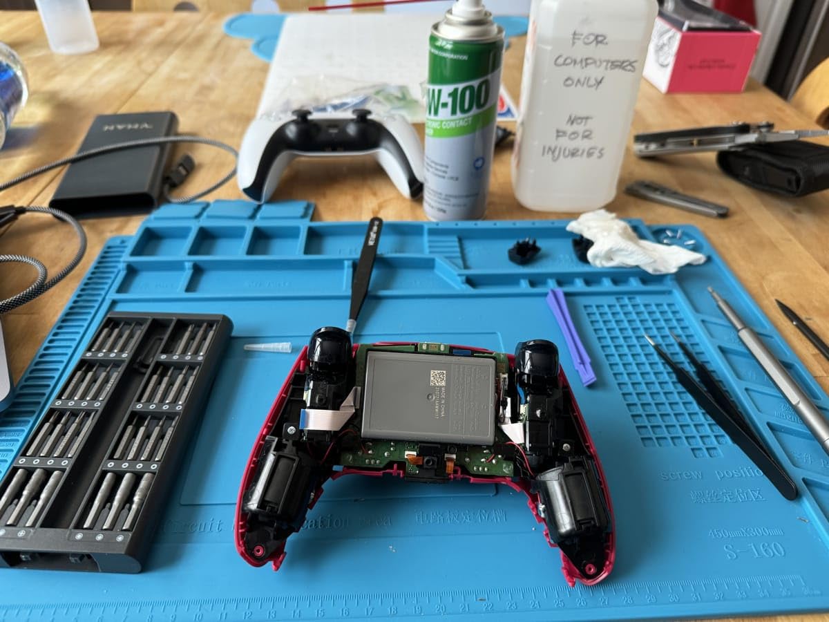 Non-Flammable Electronic Contact Cleaner Aerosol Spray- Safely Cleans Joycons, Computers, PCB and More - Removes dust, Dirt and contaminants on Contacts - Quick Dry|8oz/225g | customer photo 2