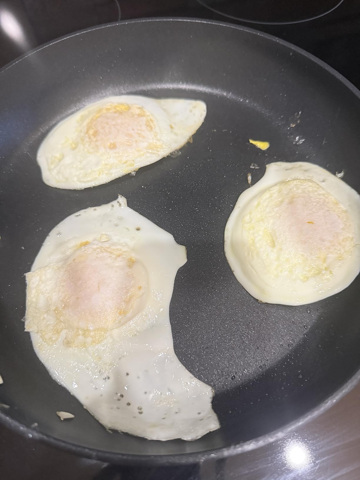 All-Clad HA1 Hard Anodized Nonstick Pots and Pans Set Non Stick Cookware Sets, Oven Broiler Safe 500F, Black customer photo 1