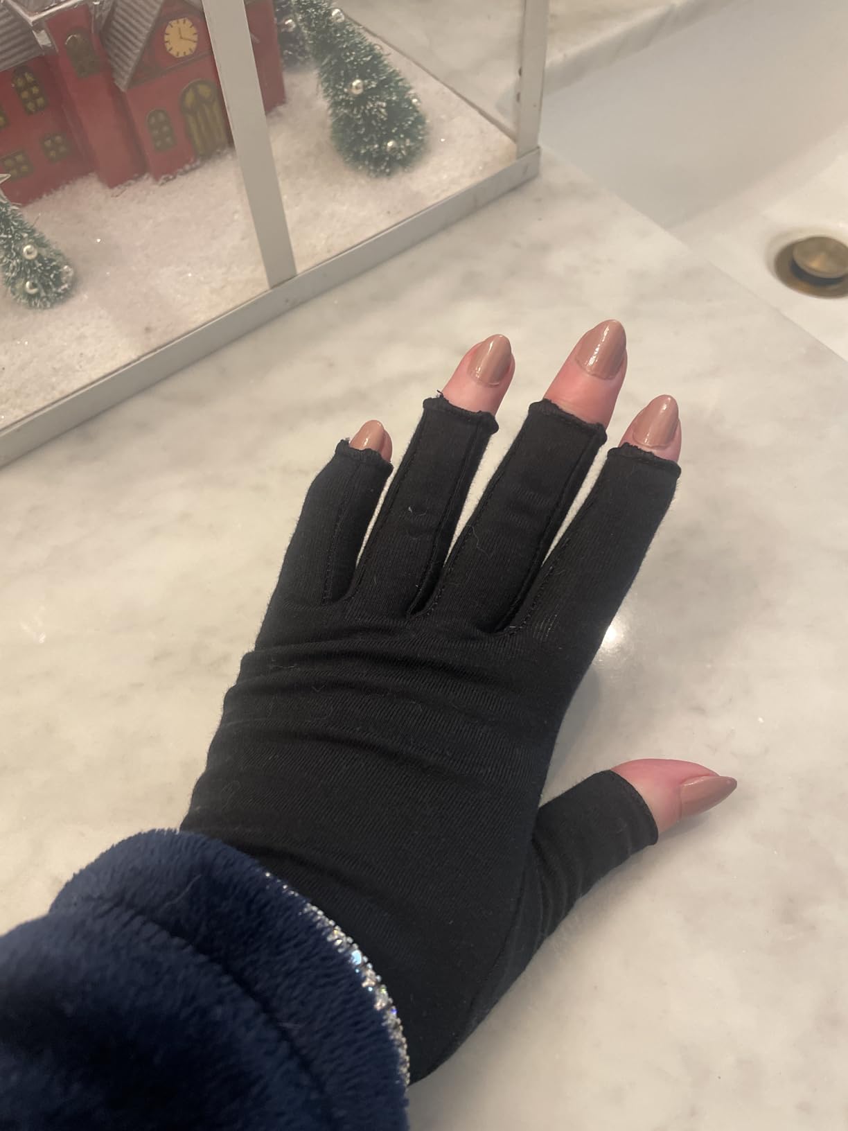 Vive Arthritis Gloves - Men, Women Rheumatoid Compression Hand Glove for Osteoarthritis- Arthritic Joint Pain Relief - Carpal Tunnel Wrist Support - Open Finger, Fingerless Thumb for Computer Typing customer photo 1