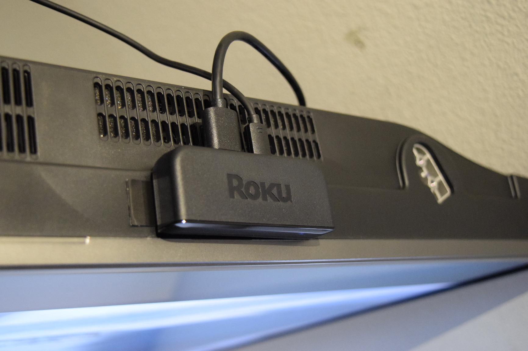 Roku Premiere | HD/4K/HDR Streaming Media Player, Simple Remote and Premium HDMI Cable, Black customer photo 2