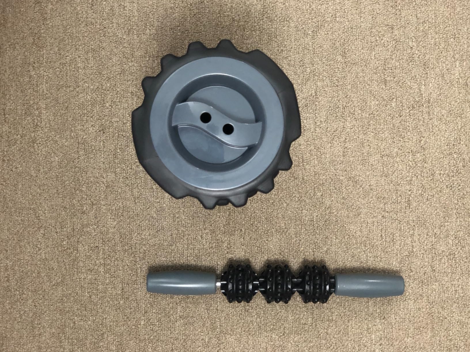 321 STRONG 5 in 1 Foam Roller Set with Hollow Core Deep Tissue Massager, Muscle Roller Stick, Stretching Strap, Spikey Plantar Fasciitis Ball, and Carry Bag customer photo 1