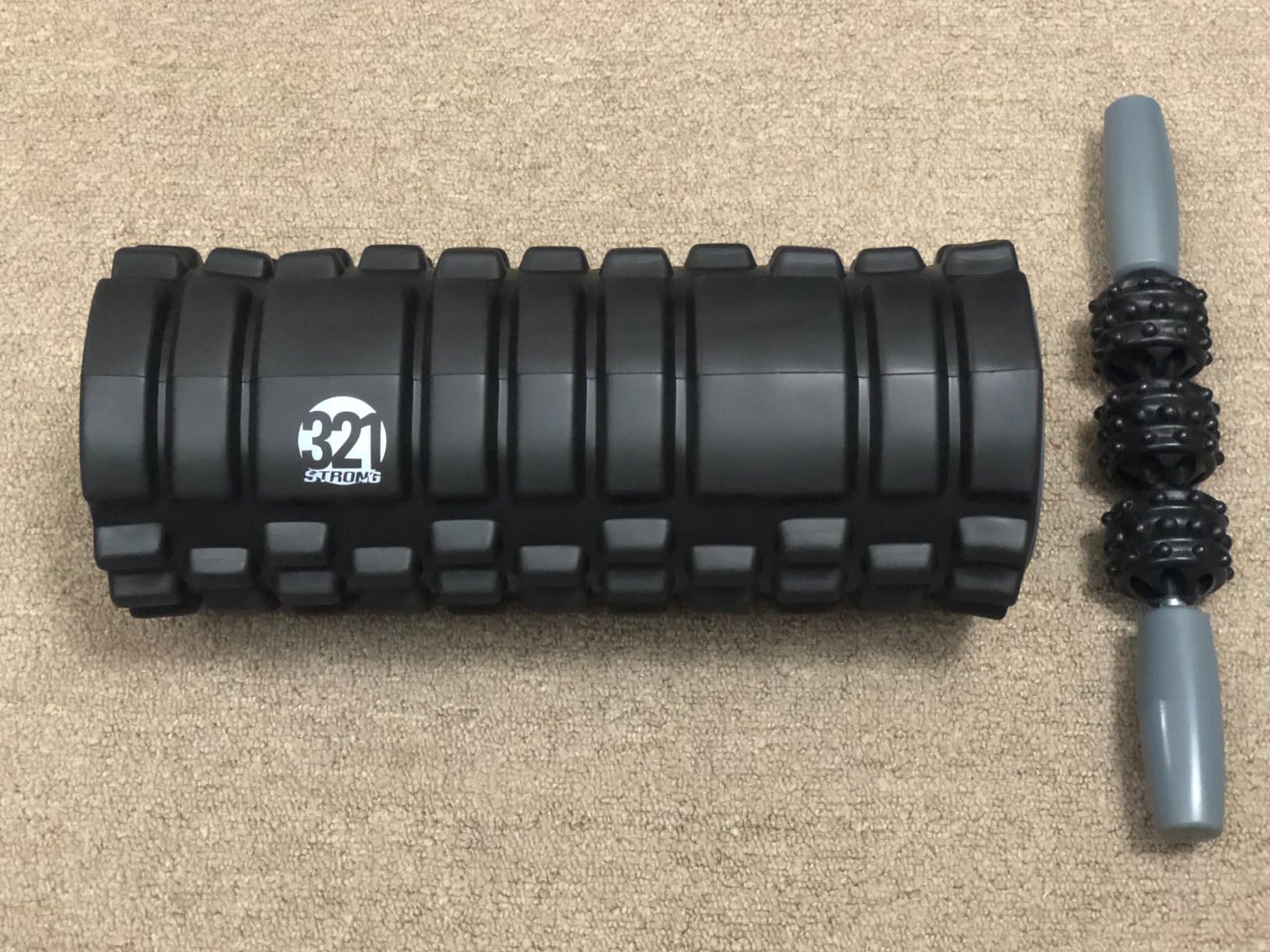 321 STRONG 5 in 1 Foam Roller Set with Hollow Core Deep Tissue Massager, Muscle Roller Stick, Stretching Strap, Spikey Plantar Fasciitis Ball, and Carry Bag customer photo 2