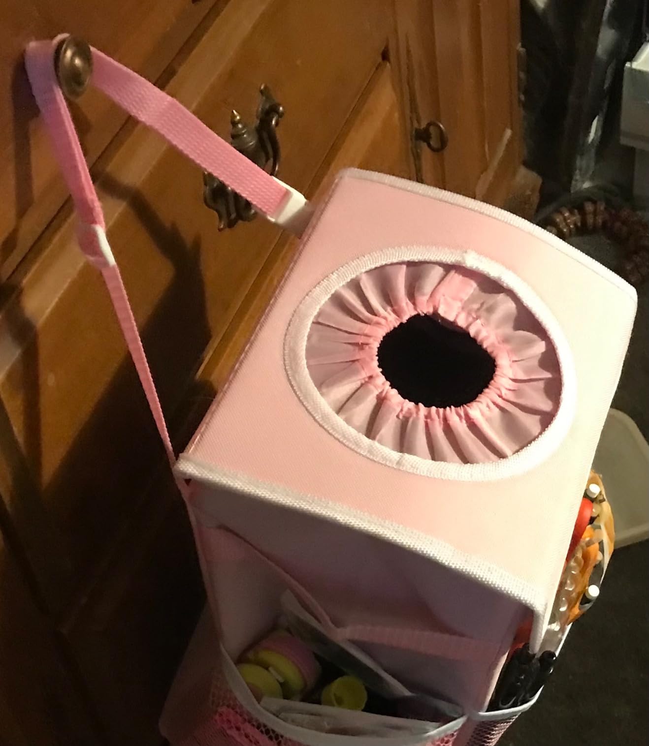 EPAuto Waterproof Car Trash Can with Lid and Storage Pockets, 2.5 Gallons, Black customer photo 2