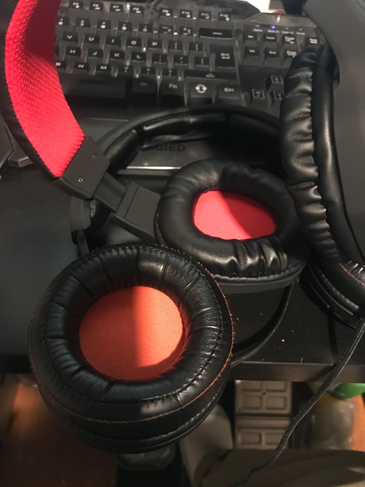 NUBWO U3 Gaming Headset with Microphone, Safe Volume Limited, Kids Headphones for Switch, Super Lightweight, Rich Sound, 3.5mm Jack for NS, PS4, PS5, Xbox, Tablet, iPad Computer, Red customer photo 1