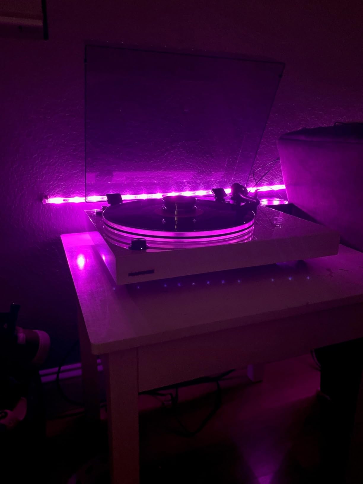 Fluance RT85 Turntable with Ortofon Cartridge, Acrylic Platter, Speed Control, and Vibration Isolation - High Fidelity Vinyl Record Player customer photo 2