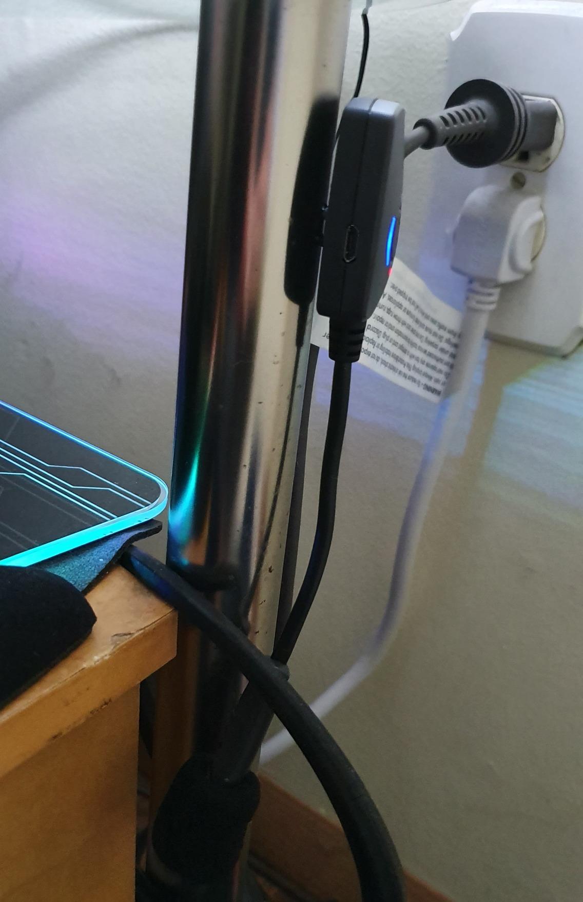 Antlion Audio ModMic Wireless Attachable Boom Microphone for Headphones - Compatible with PC, Mac, Linux, PS4, Any USB A Type customer photo 2