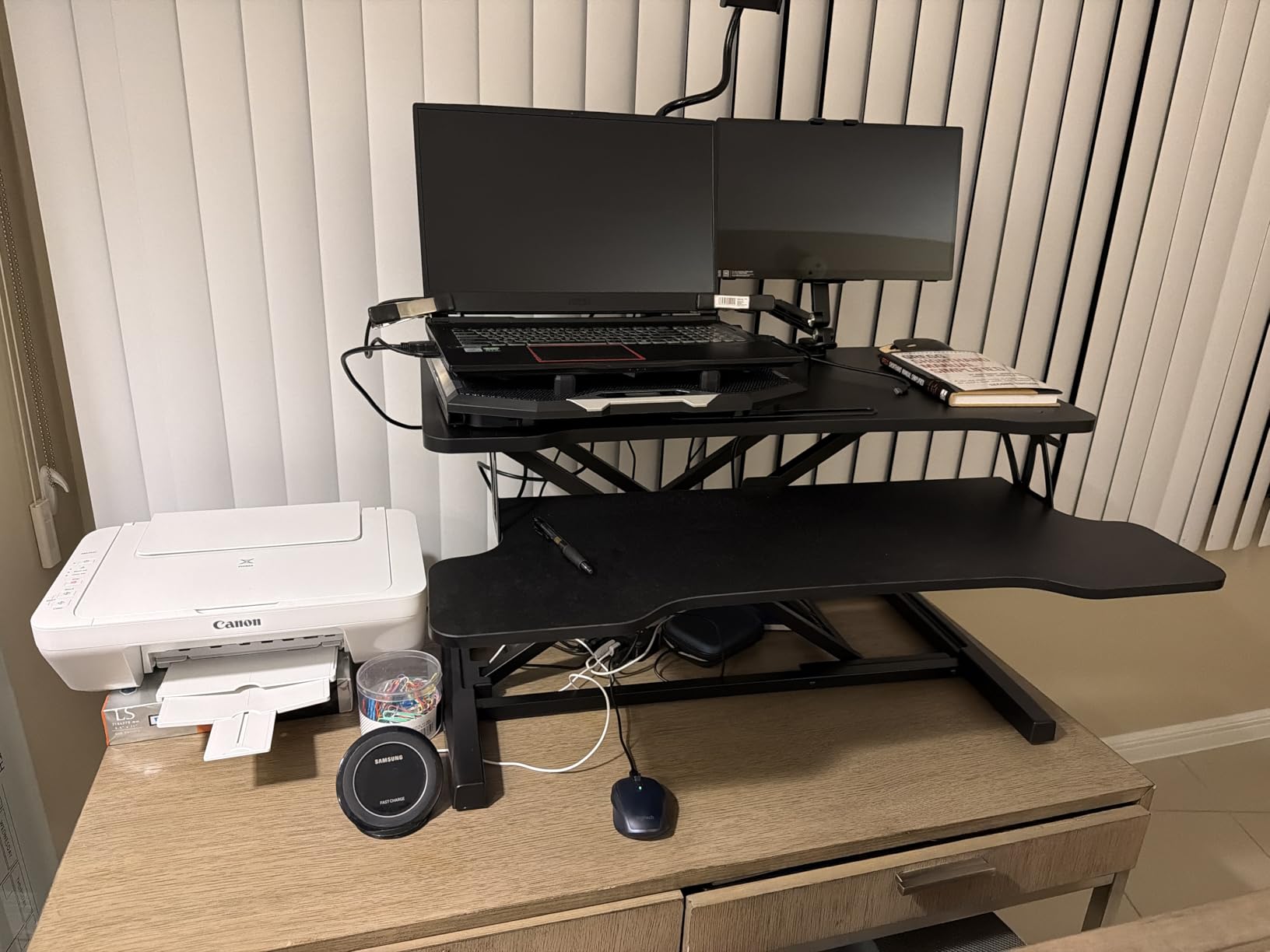 FITUEYES Height Adjustable Standing Desk 32