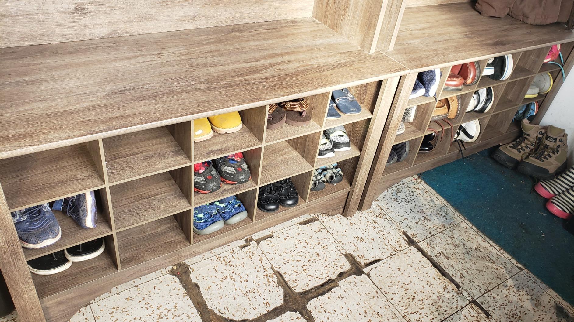 Prepac Entryway Organizer with 4 Coat Hooks, Coat Rack Hall Tree with Bench and Coat Storage, Furniture for Entryway with 15 Cubbies for Shoe Storage, 38