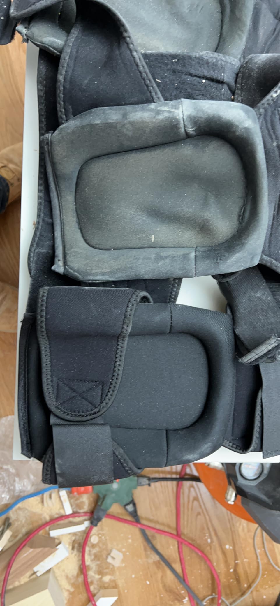 CARIB GEAR PRO USA Work Knee Pads for Men and Women Heavy Duty Double Gel Construction Knee Pads with Anti Slip Straps for Flooring Tiling Gardening Includes Leather Gloves and Safety Glasses customer photo 2