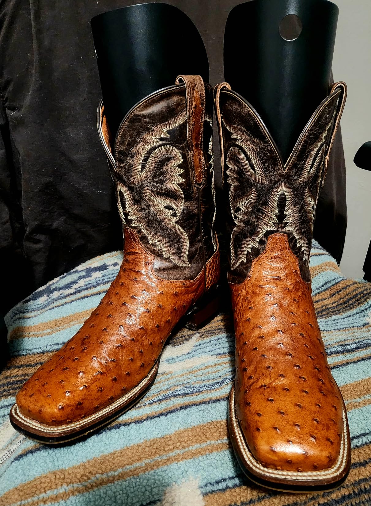 Lexol All Leather Conditioner for Car Seats and Interiors, Couches and Furniture, Shoes and Boots, Bags and Jackets, Baseball Gloves and Horse Saddles, and More, 16.9 oz Bottle (Step 2 of 2) customer photo 1