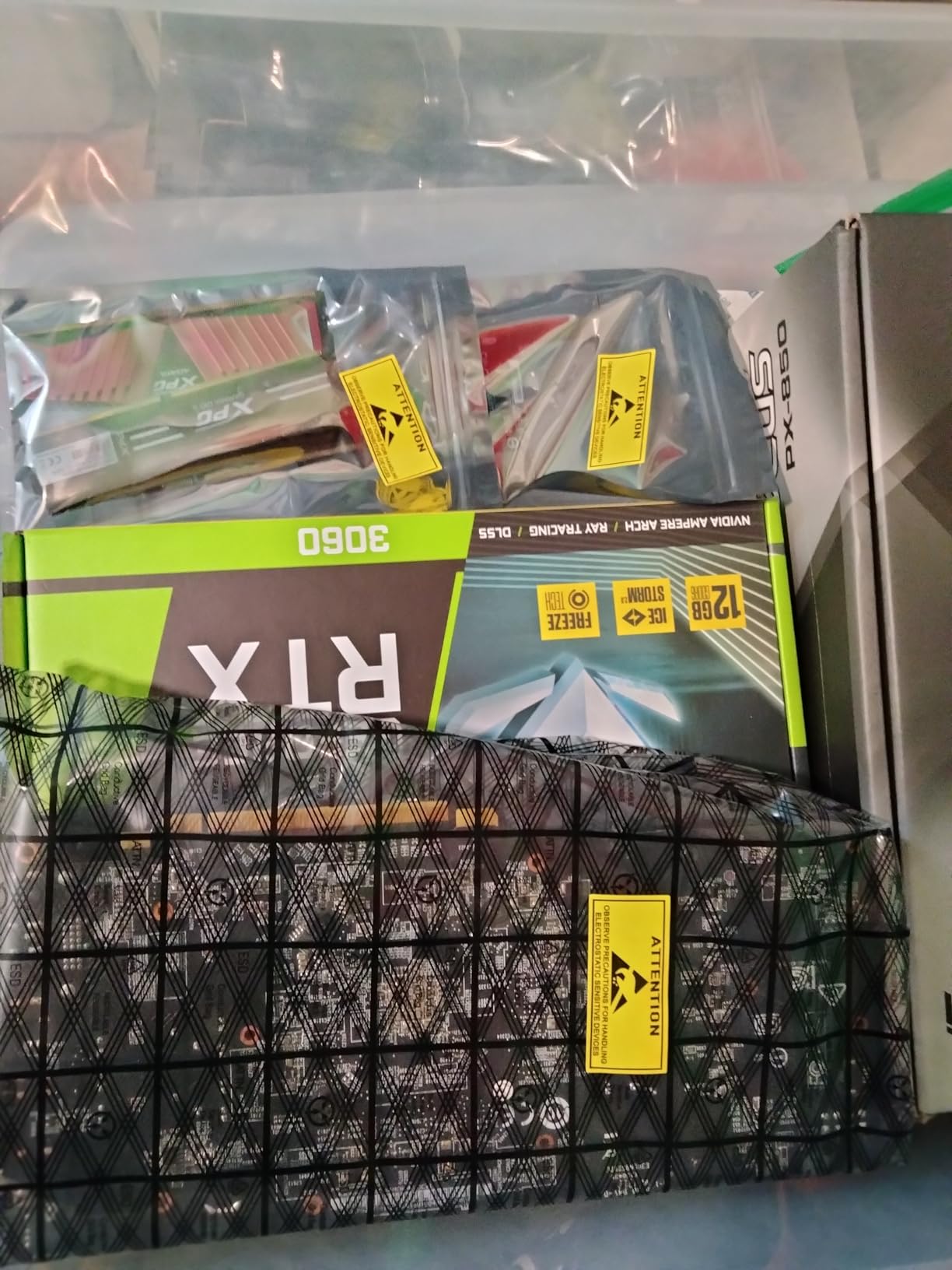 Open Top & Resealable Antistatic Bags ESD Shielding Bag with Anti-static Labels for Hard Drive SSD HDD Motherboard Video Card RAM Electronic Devices (Pack of 40) (Assorted Sizes) customer photo 1